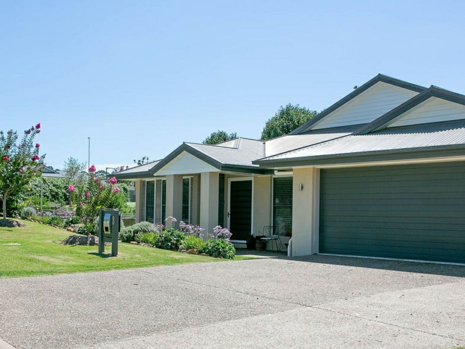 8 Stonewood Cres, Warwick - Thumbnail 4