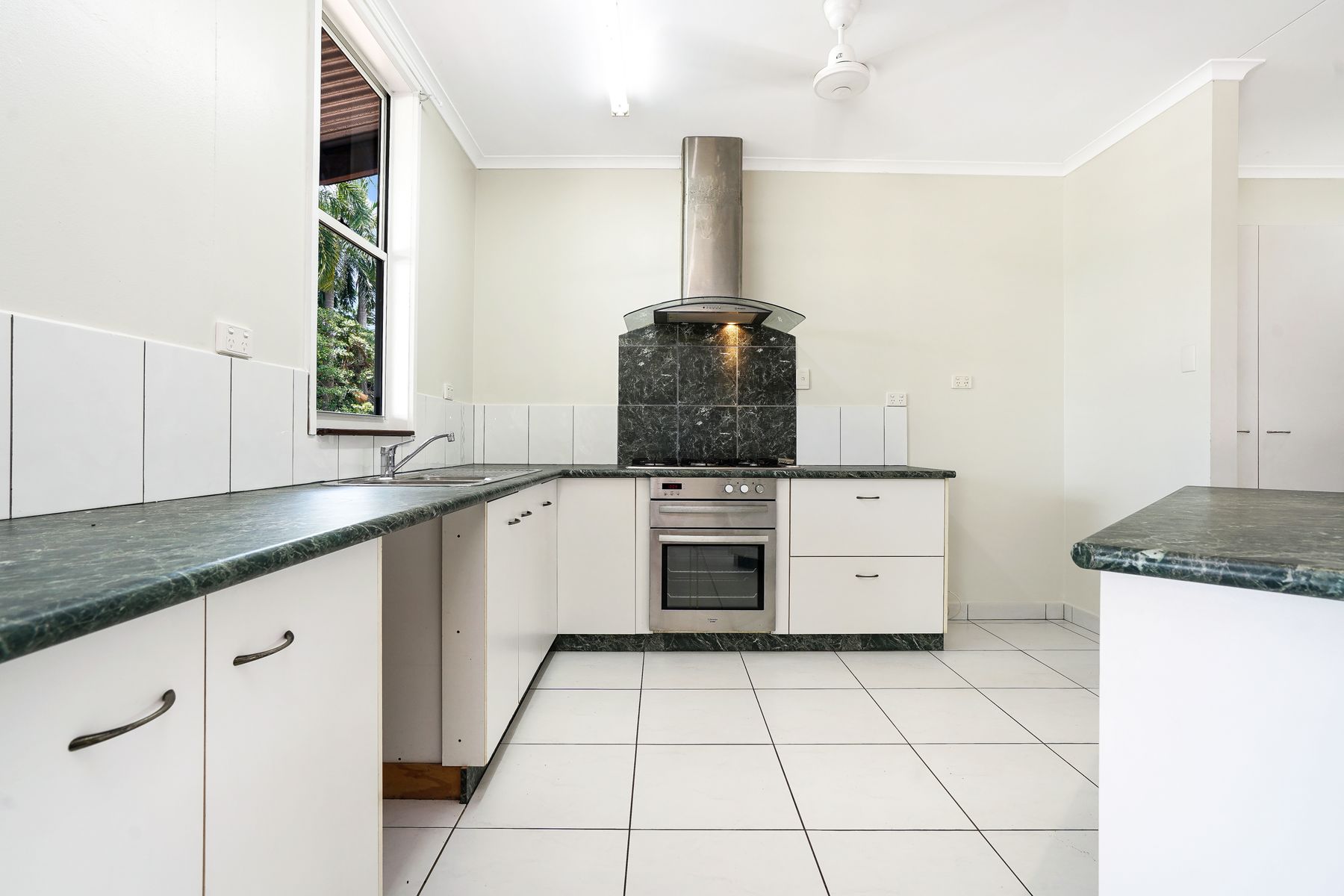 122 Tiwi Gardens, Tiwi NT 0810, Tiwi - Thumbnail 7