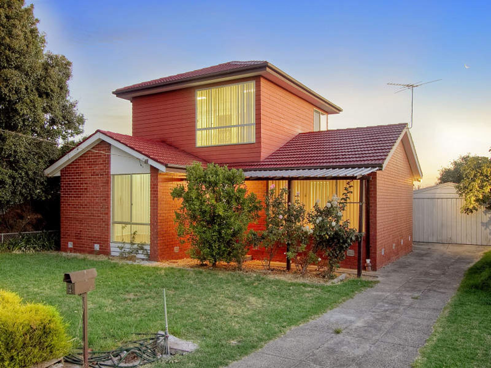 4 Barlow Street, Keysborough, VIC 3173