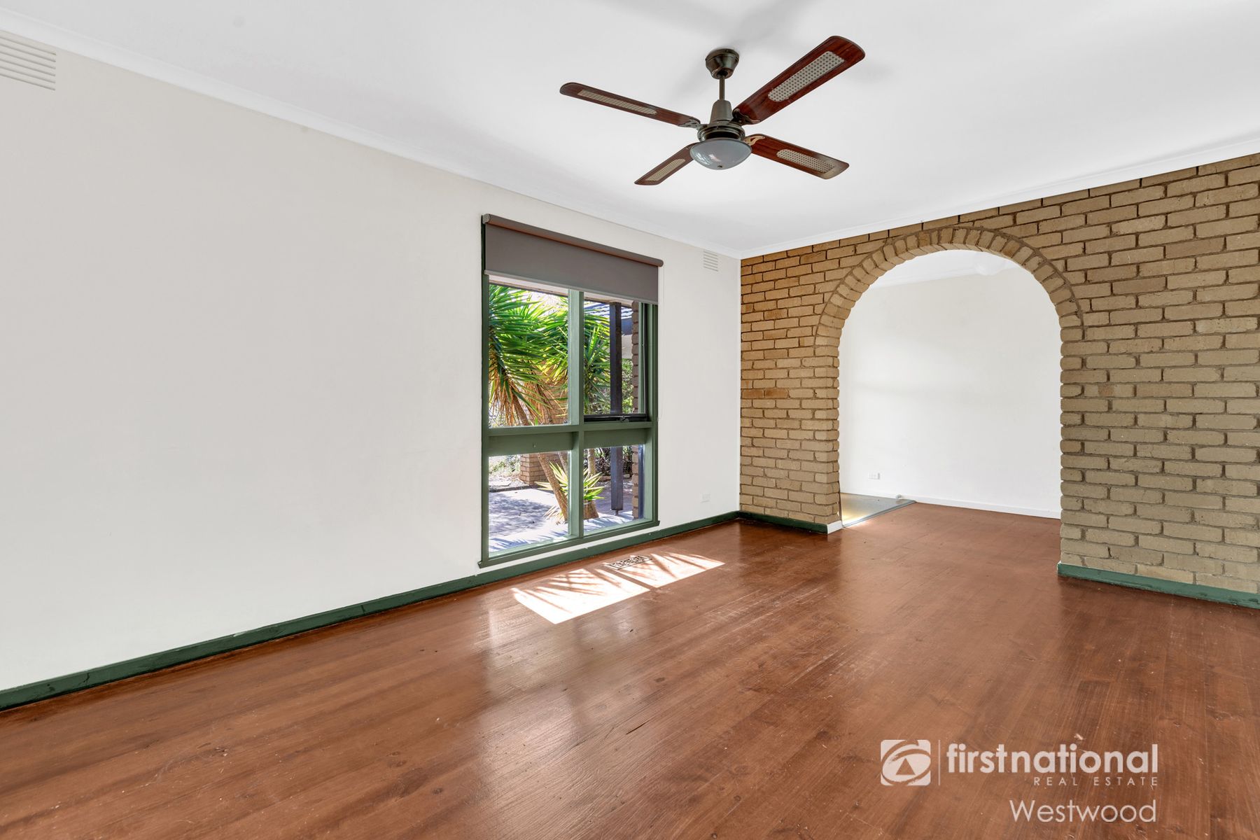 19 Mount Eagle Way, Wyndham Vale VIC 3024, Wyndham Vale - Thumbnail 4