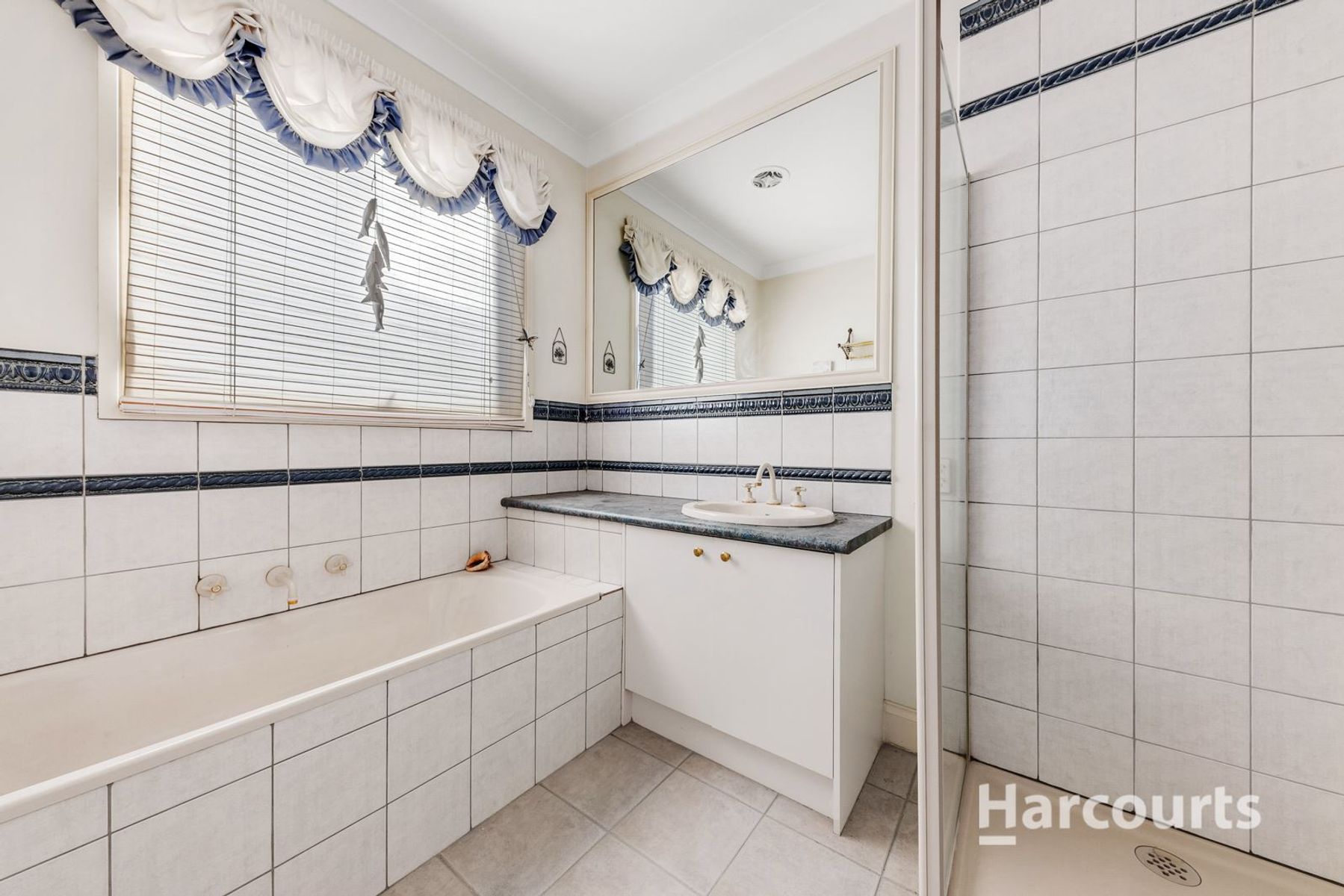 30 Windsor Gardens, Caroline Springs, VIC 3023, Caroline Springs - Thumbnail 7