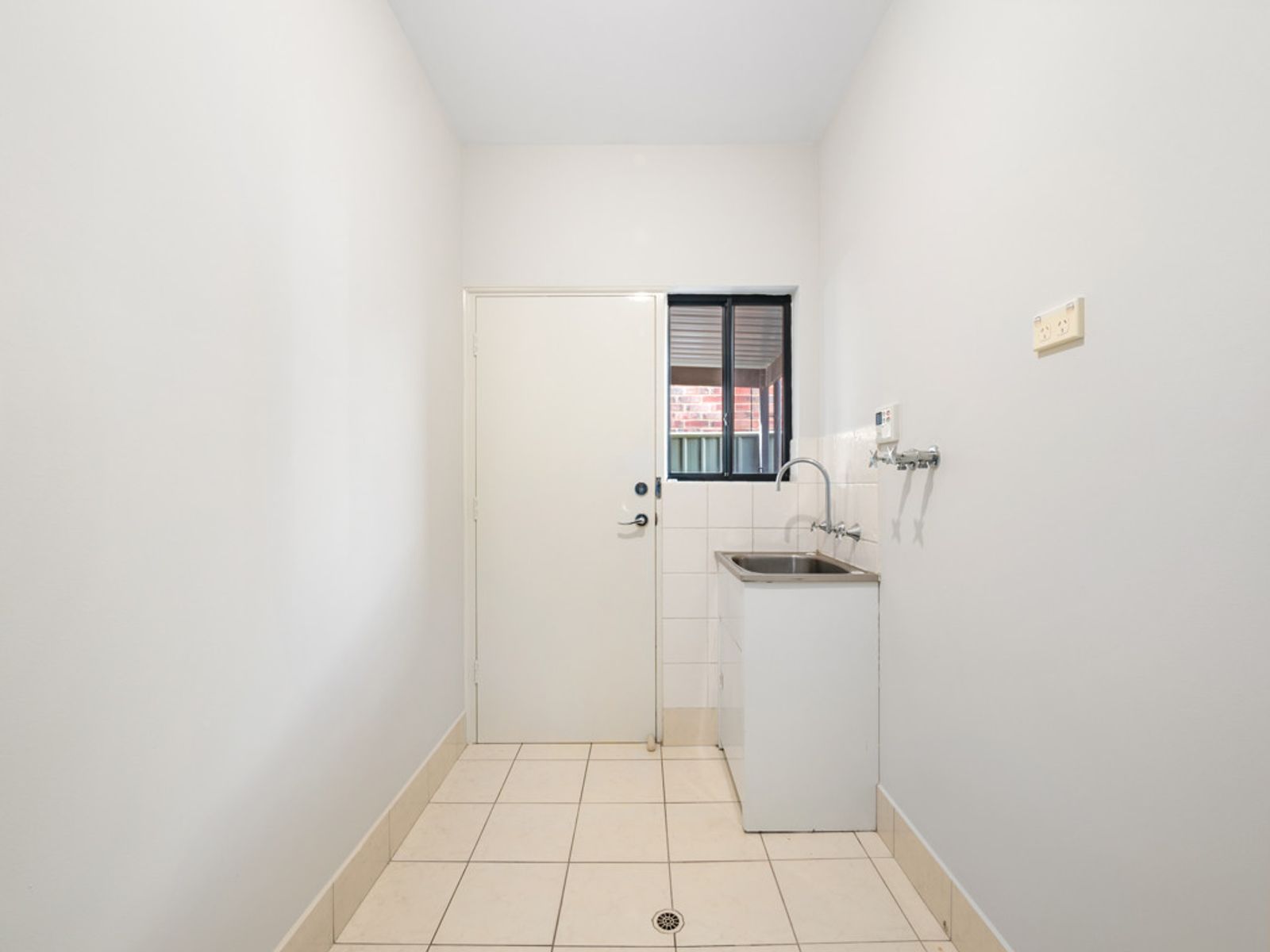 8 Harbour Lane, Mawson Lakes, SA 5095, Mawson Lakes - Thumbnail 7