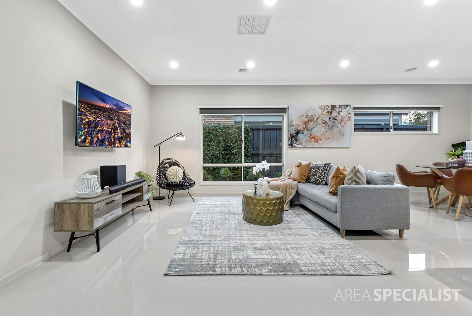 2 Fairoak Avenue, Clyde North, VIC 3978, Clyde North - Thumbnail 5