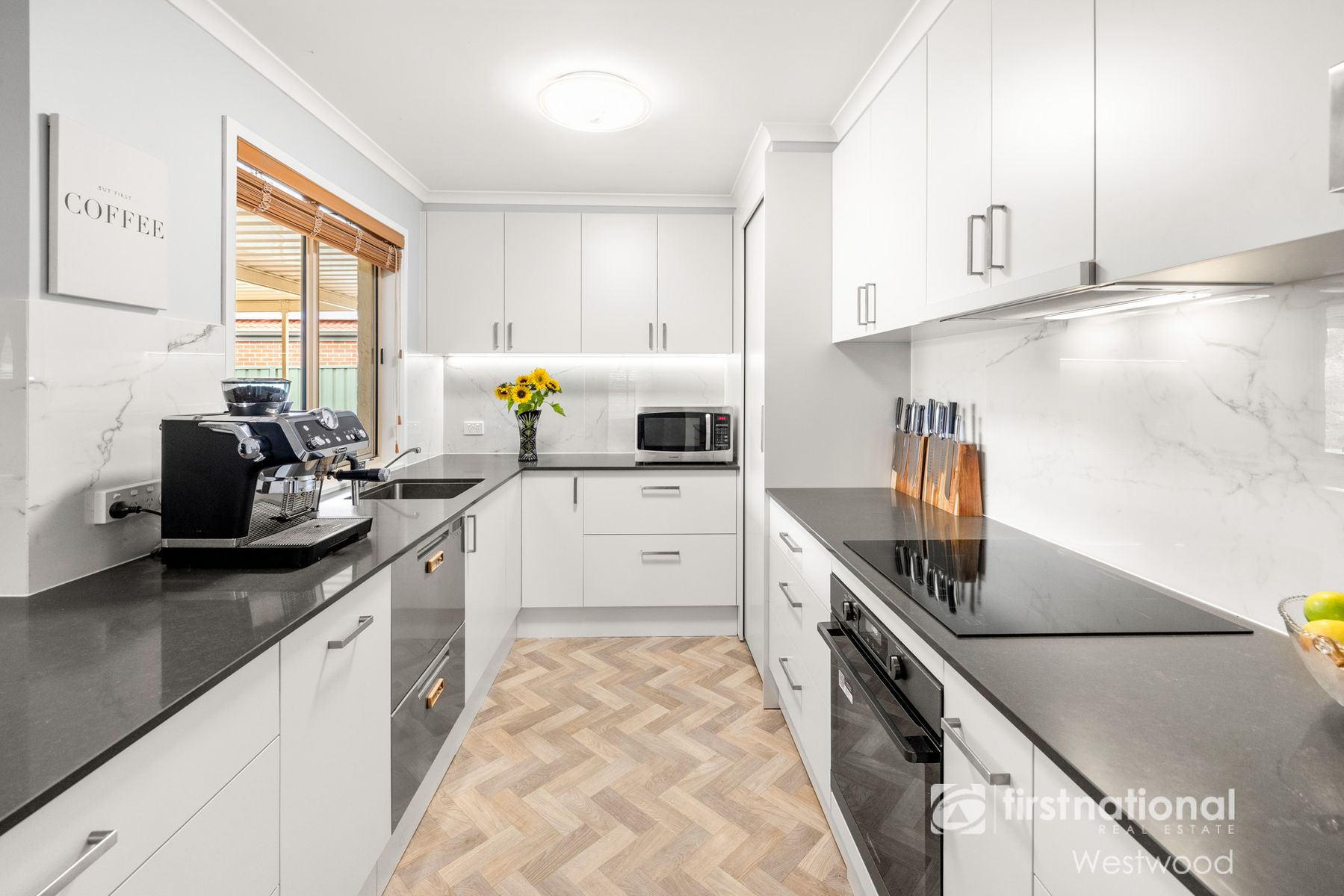 6 Hemmingway Lane, Wyndham Vale VIC 3024, Wyndham Vale - Thumbnail 2