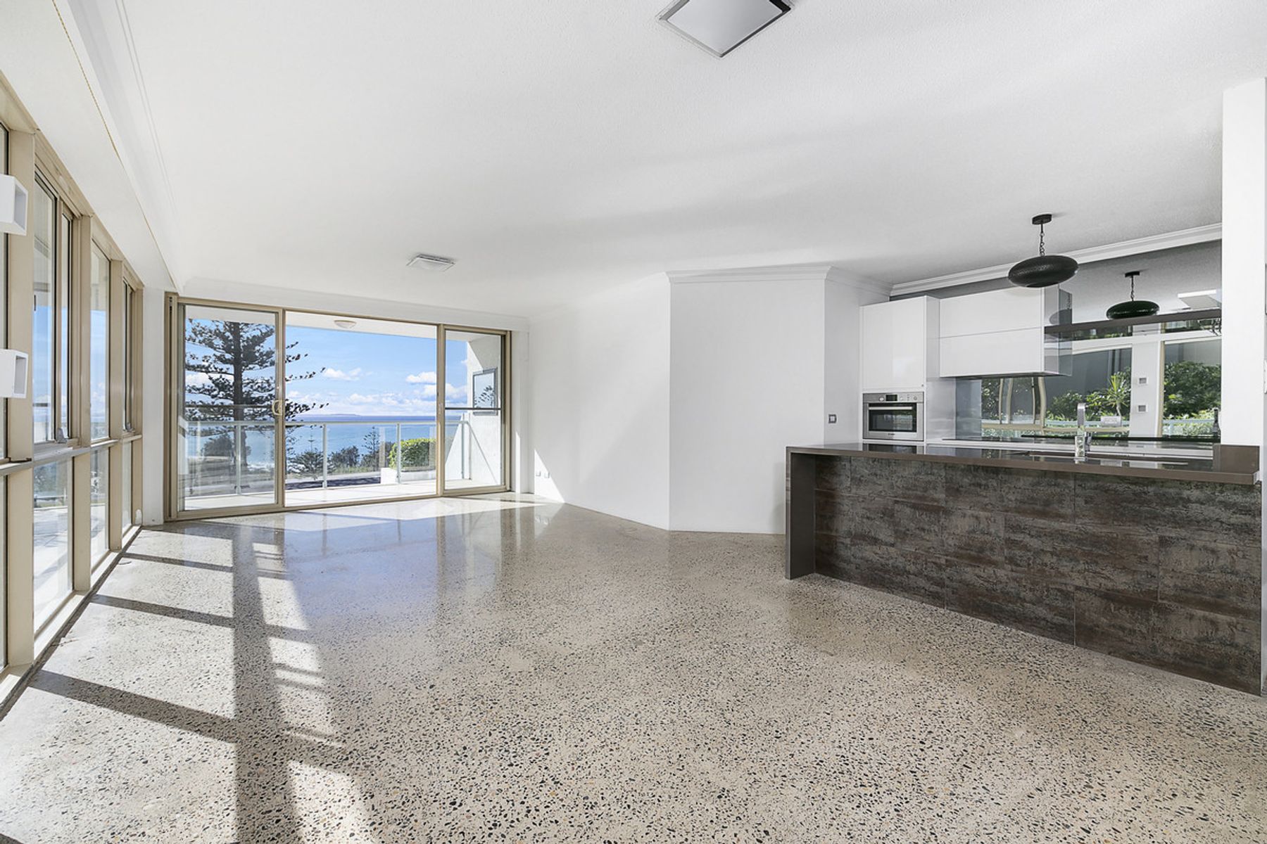 4/10 Burrawan Street, Port Macquarie NSW 2444, Port Macquarie - Thumbnail 2