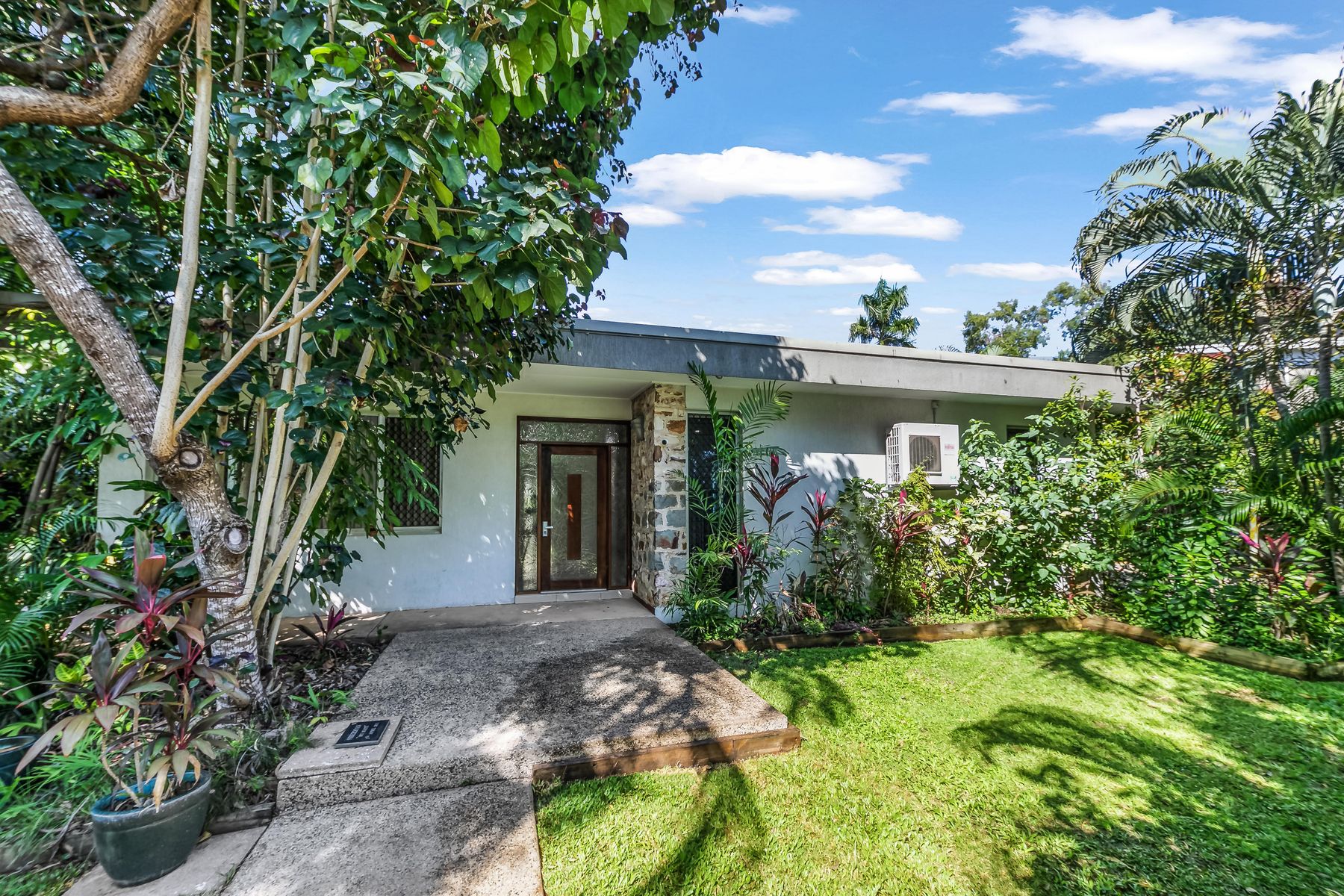 7 Ostermann Street, Coconut Grove NT 0810, Coconut Grove - Thumbnail 2