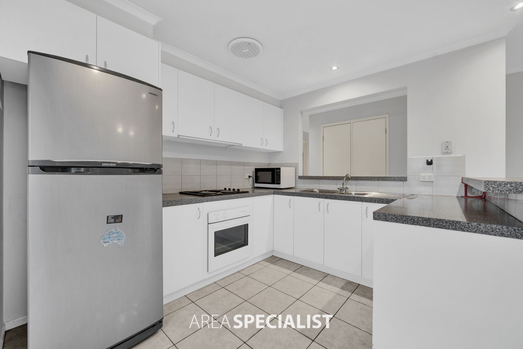 15 Acre Rise, Hampton Park, VIC 3976, Hampton Park - Thumbnail 4