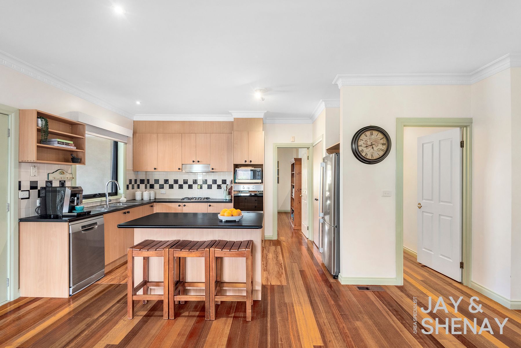 10 Renee Avenue, Endeavour Hills, Endeavour Hills - Thumbnail 3