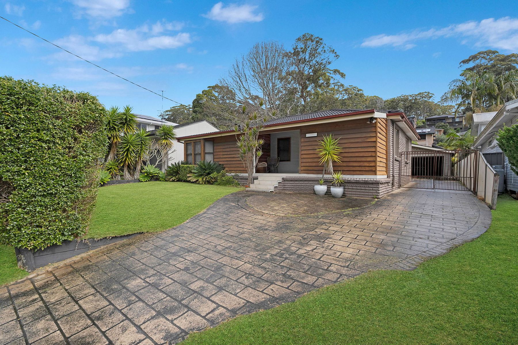 22 Ashley Avenue, Terrigal NSW 2260, Terrigal - Image 1