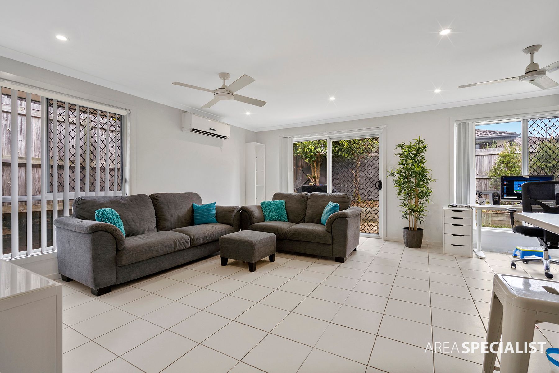1/74 McLachlan Circuit, Willow Vale, QLD 4209, Willow Vale - Thumbnail 4