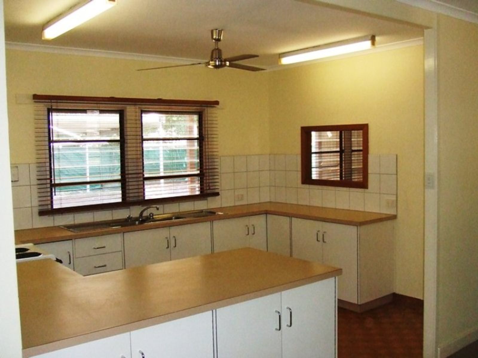 19 Sanderling Street, Wulagi NT 0812, Wulagi - Thumbnail 3
