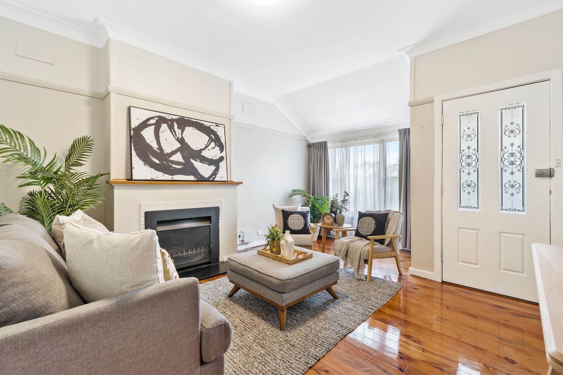 8 Campbell Street, Queanbeyan - Thumbnail 3
