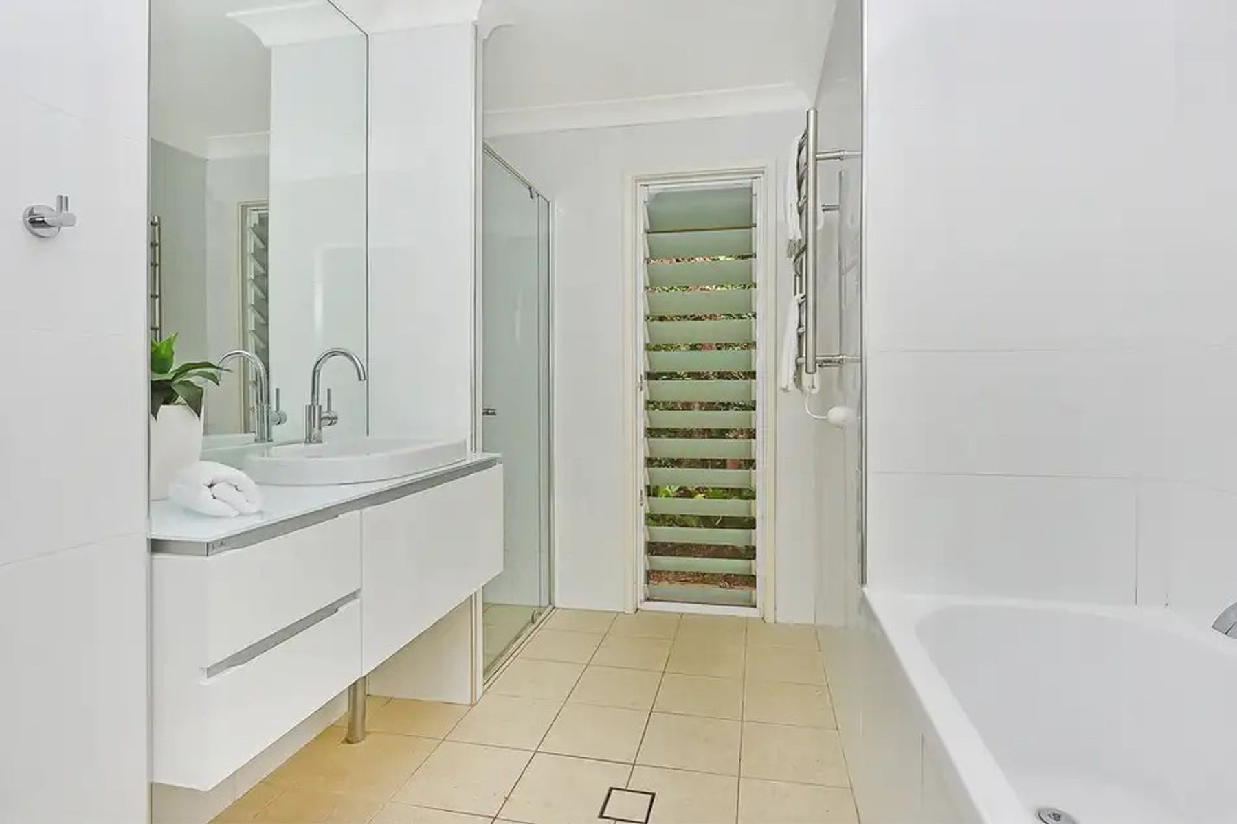 6 Leo Road, Pennant Hills NSW 2120, Pennant Hills - Thumbnail 7