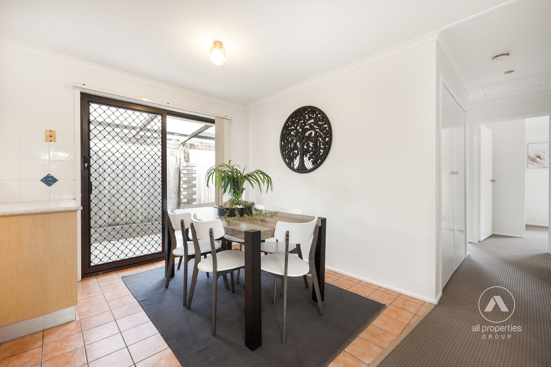 20 Dryade Street, Regents Park QLD 4118, Regents Park - Thumbnail 6