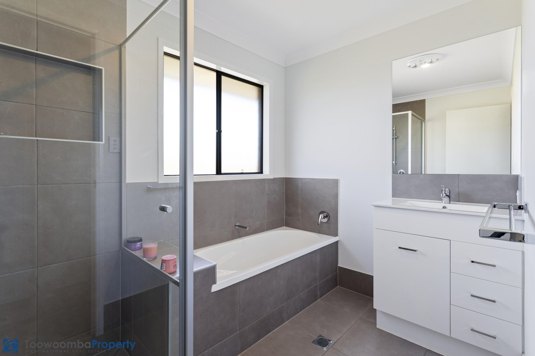 6 Red Cedar Avenue, Cotswold Hills QLD 4350, Cotswold Hills - Thumbnail 5