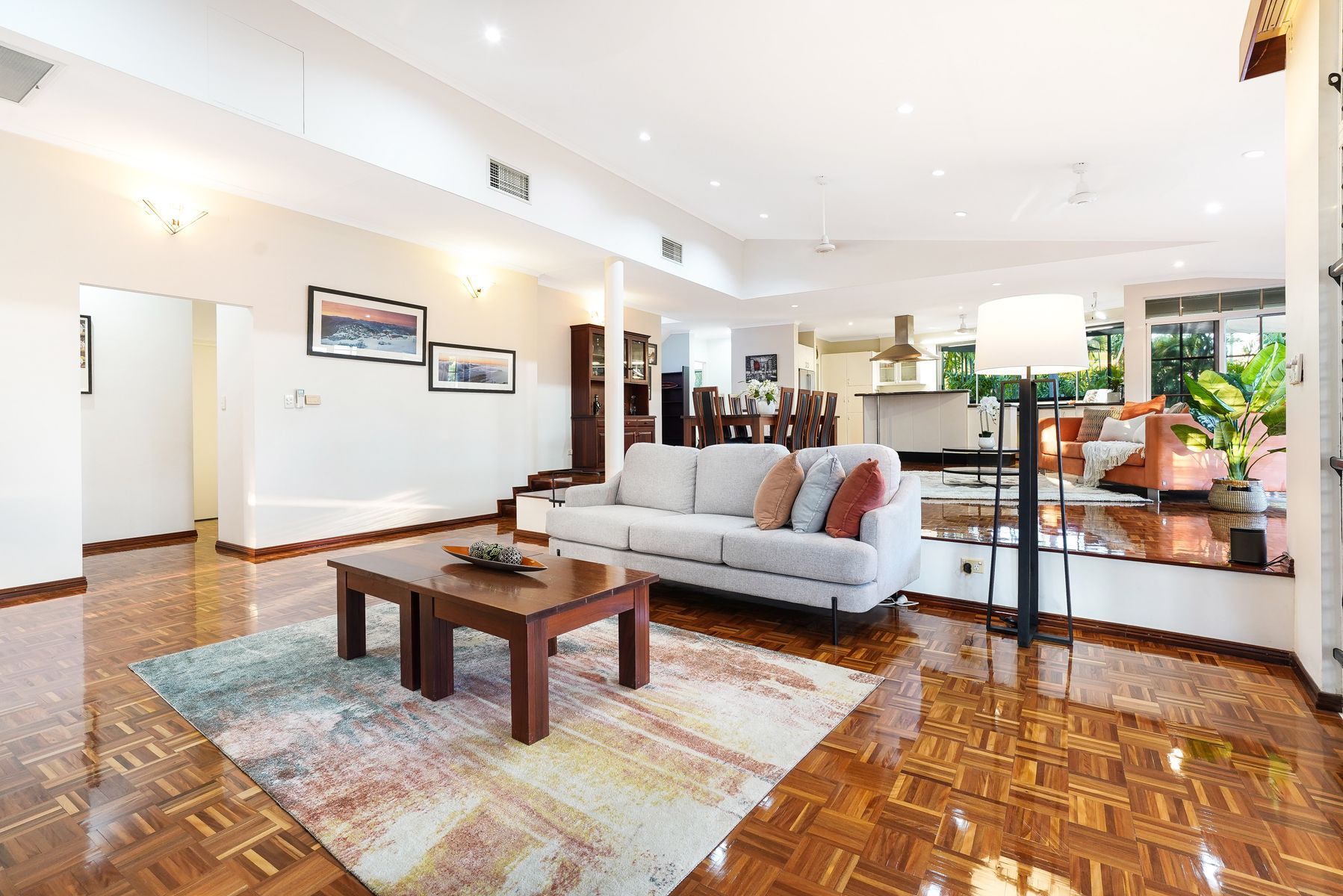 31 Cullen Bay Crescent, Cullen Bay NT 0820, Cullen Bay - Thumbnail 2