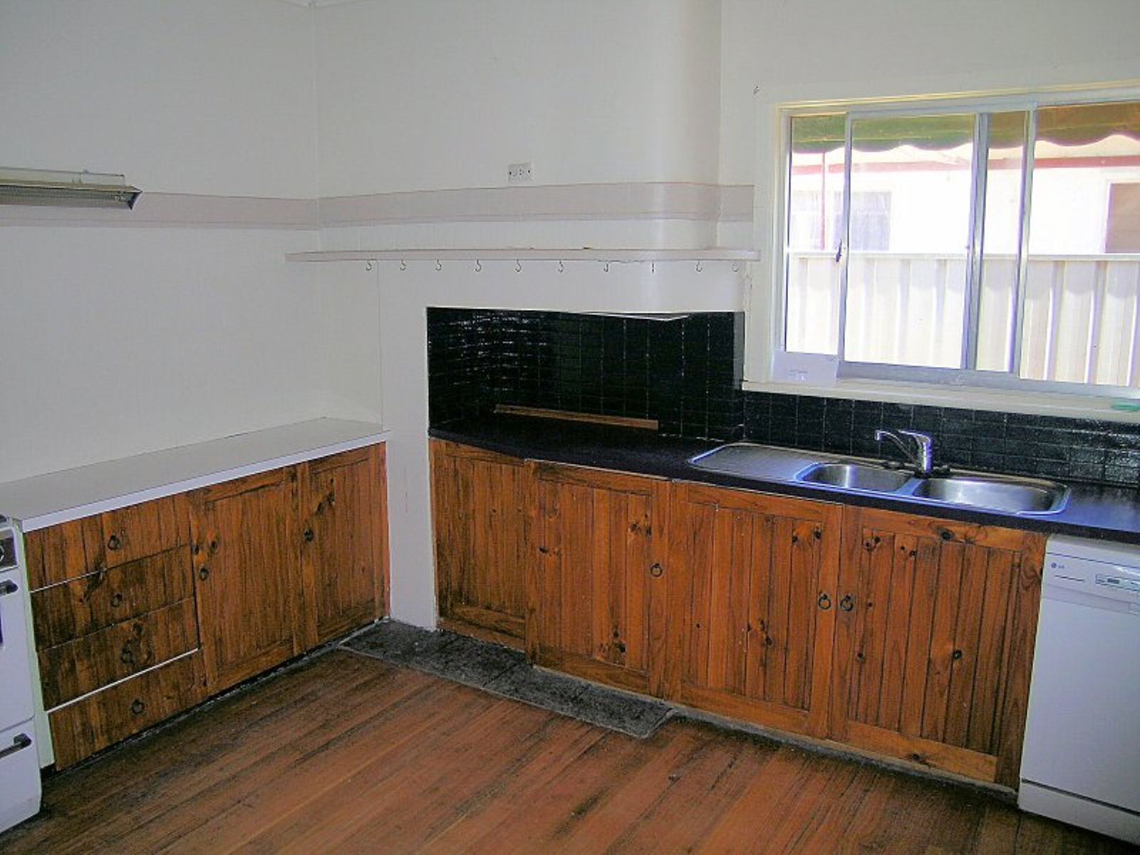 14 Valencia Avenue, Mildura - Thumbnail 2