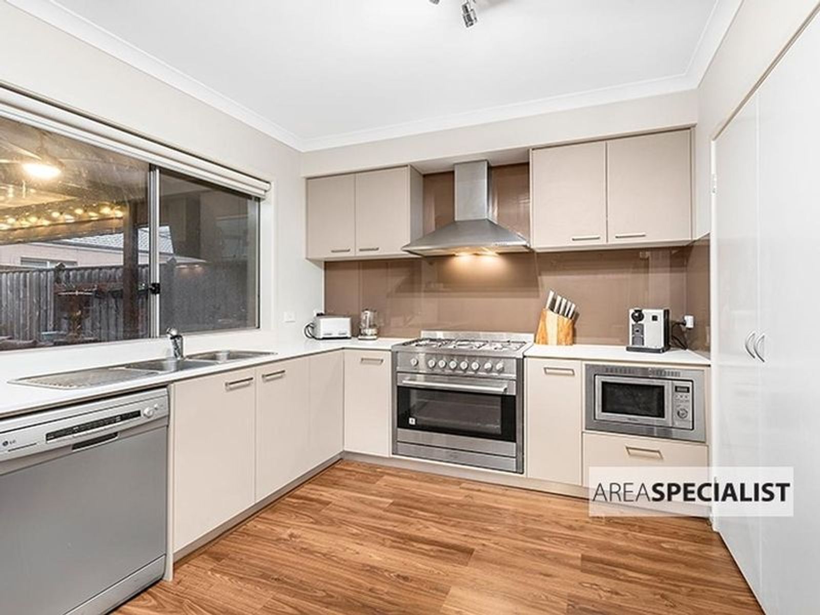 7 Dahlia Crescent, Keysborough, VIC 3173, Keysborough - Thumbnail 2