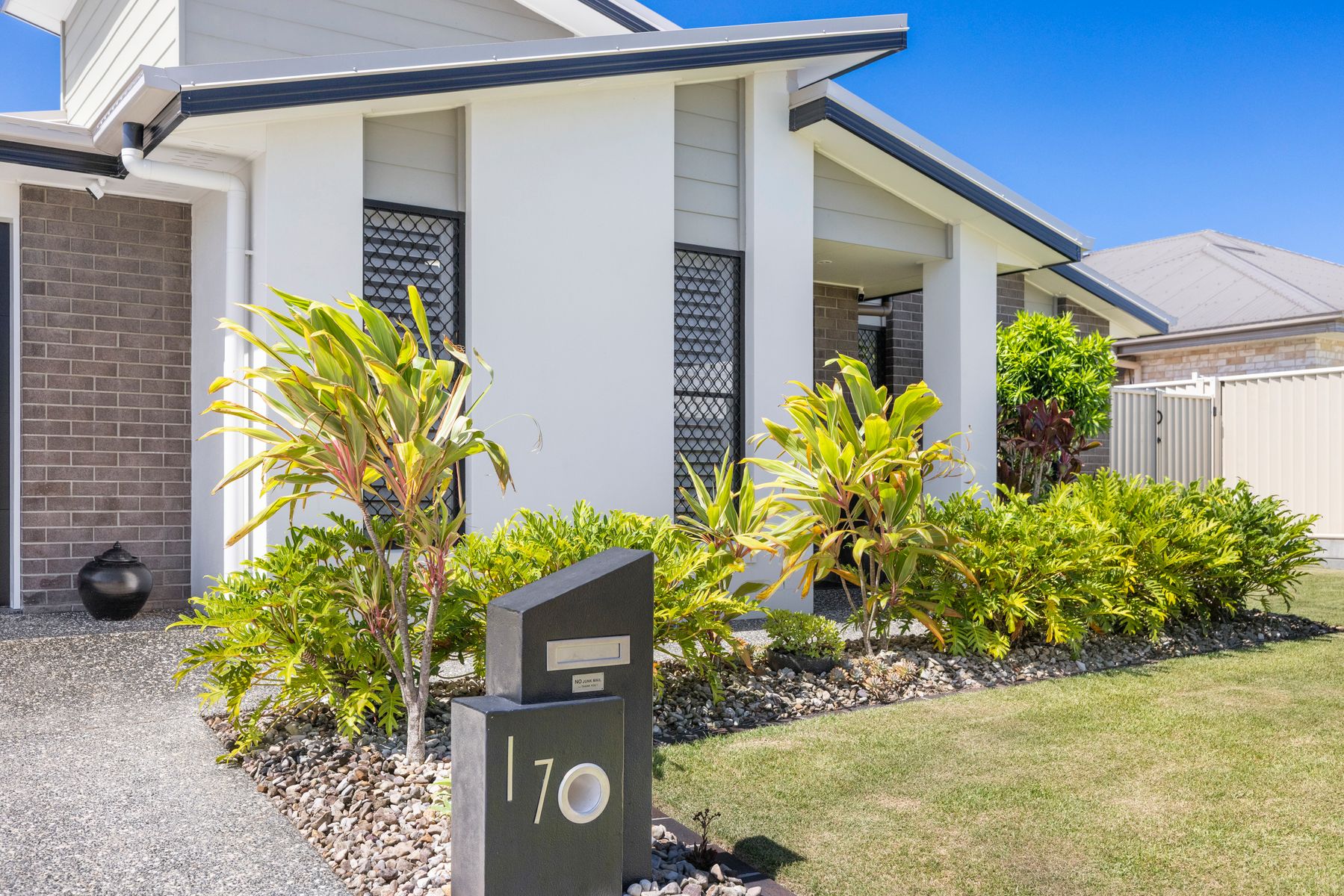 17 Lochie Drive, Redland Bay QLD 4165, Redland Bay - Thumbnail 3