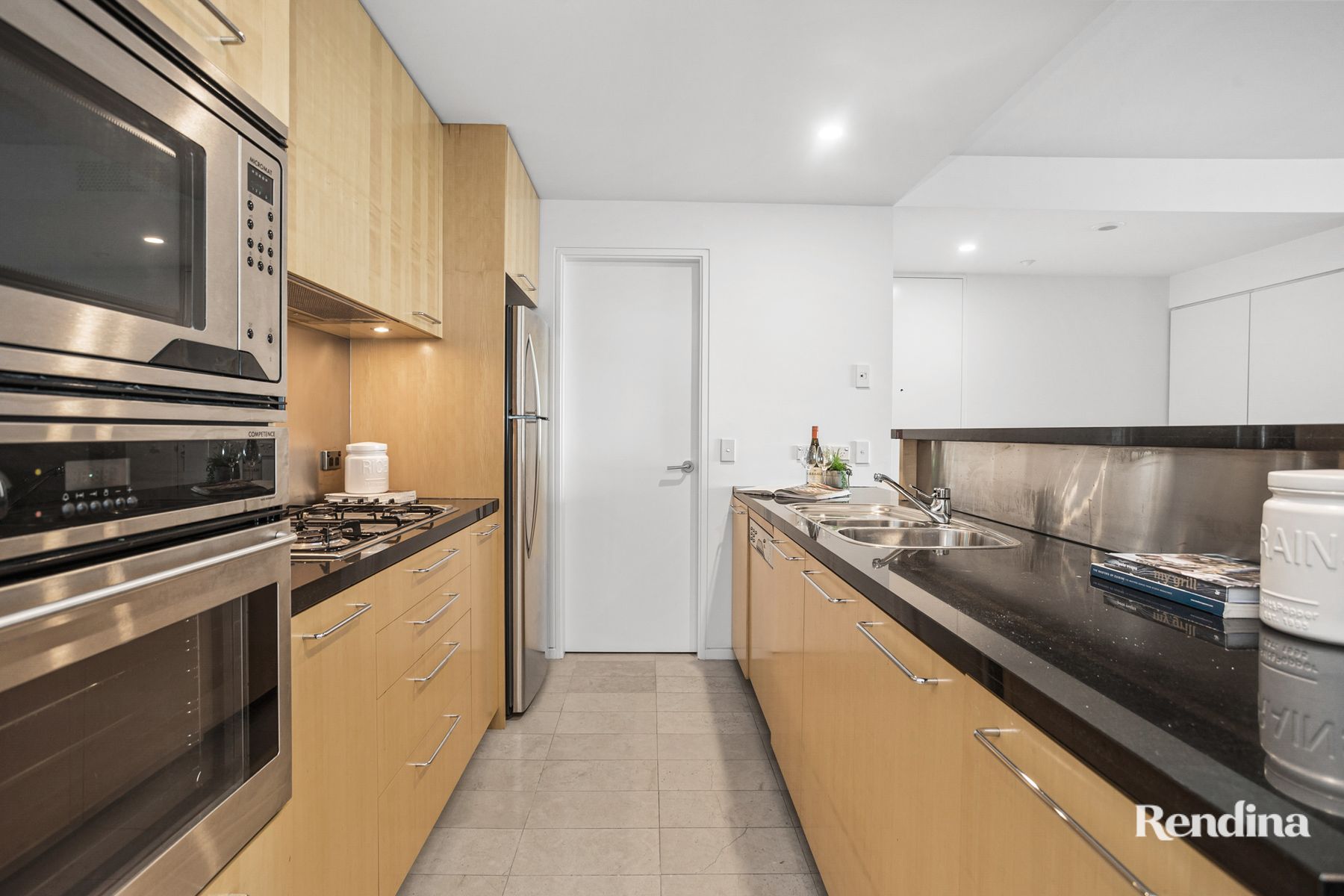 702/228 The Avenue, Parkville - Thumbnail 3