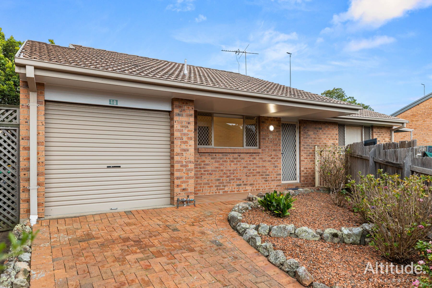10 Joanna Close, Charlestown, NSW 2290, Charlestown - Thumbnail 2