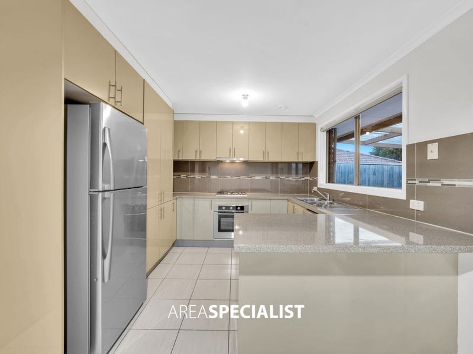 22 Caroline Crescent, Cranbourne West, VIC 3977, Cranbourne West - Thumbnail 6