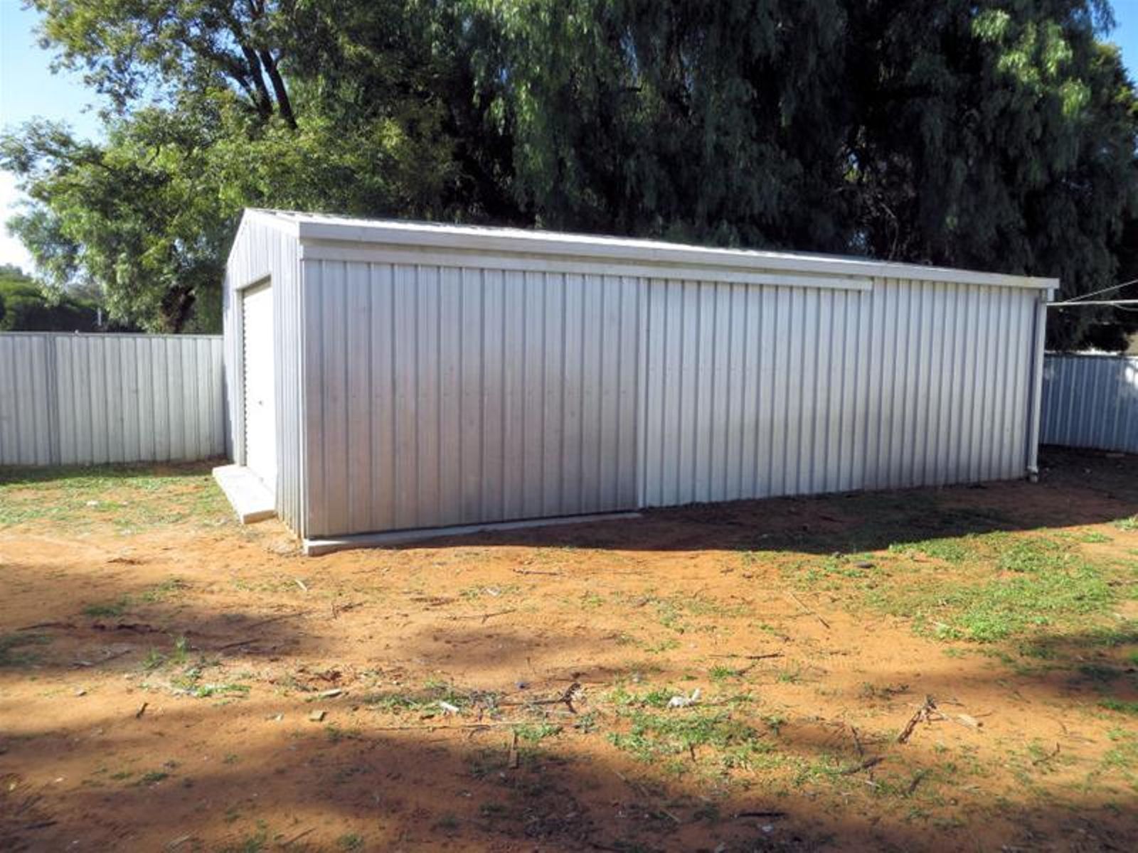 409 Dairtnunk Avenue, Cardross - Thumbnail 7