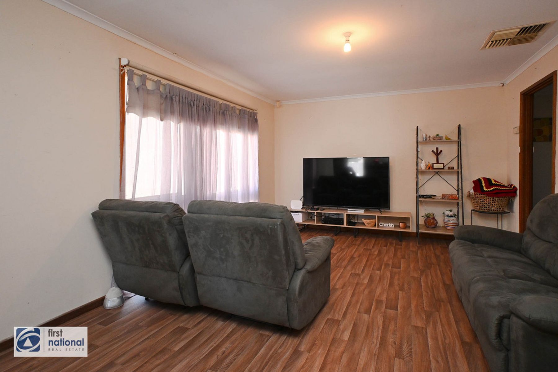 19. Davies Crescent, Port Augusta West SA 5700, Port Augusta West - Thumbnail 2