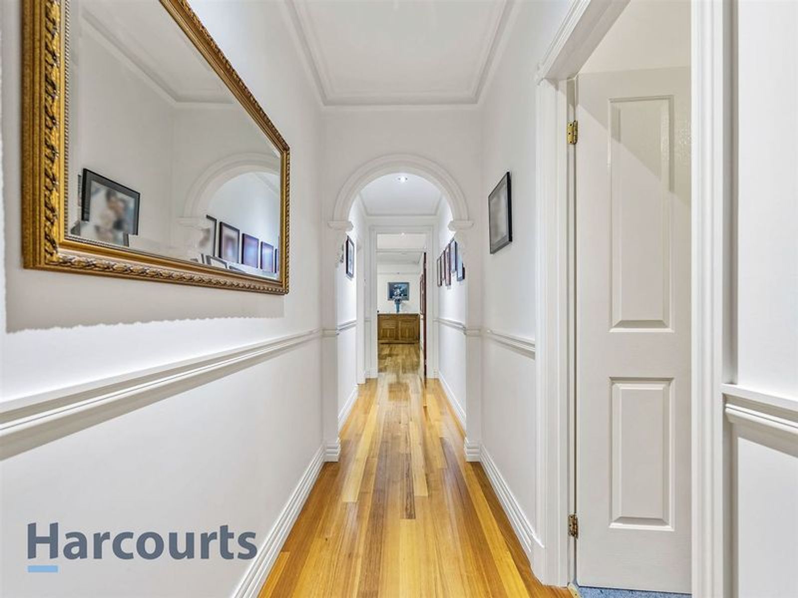 7 Blenheim Way, Caroline Springs, VIC 3023, Caroline Springs - Thumbnail 2