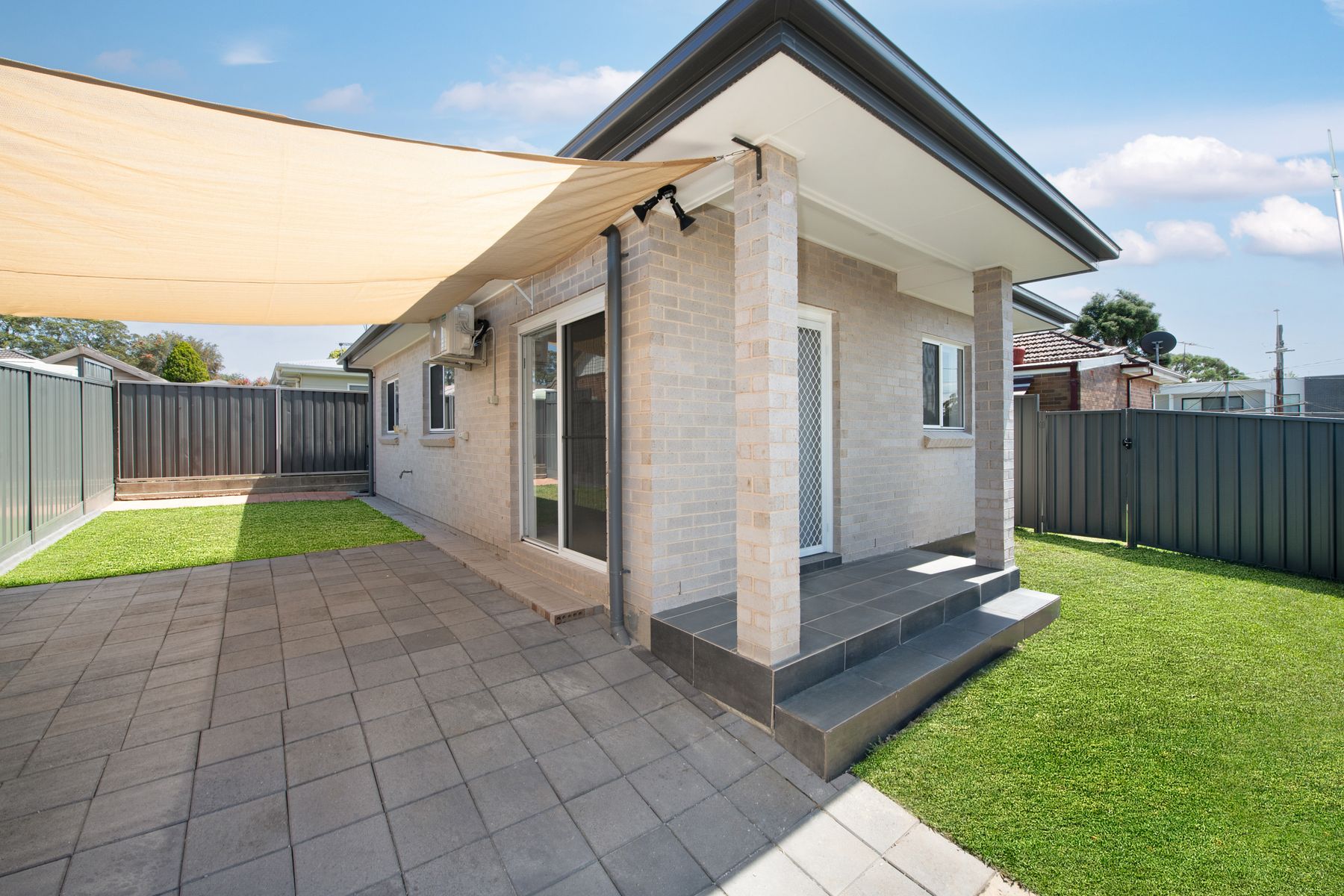 2A Lesley Ave, Revesby NSW 2212