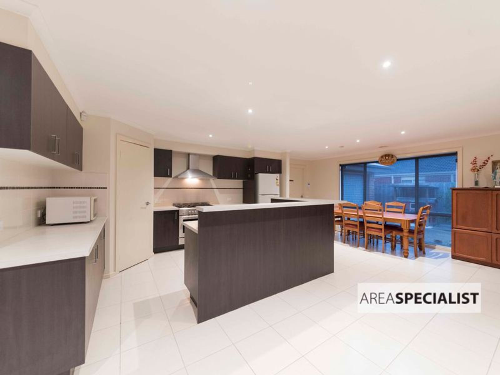 34 Kingdom Drive, Cranbourne, VIC 3977, Cranbourne - Thumbnail 6