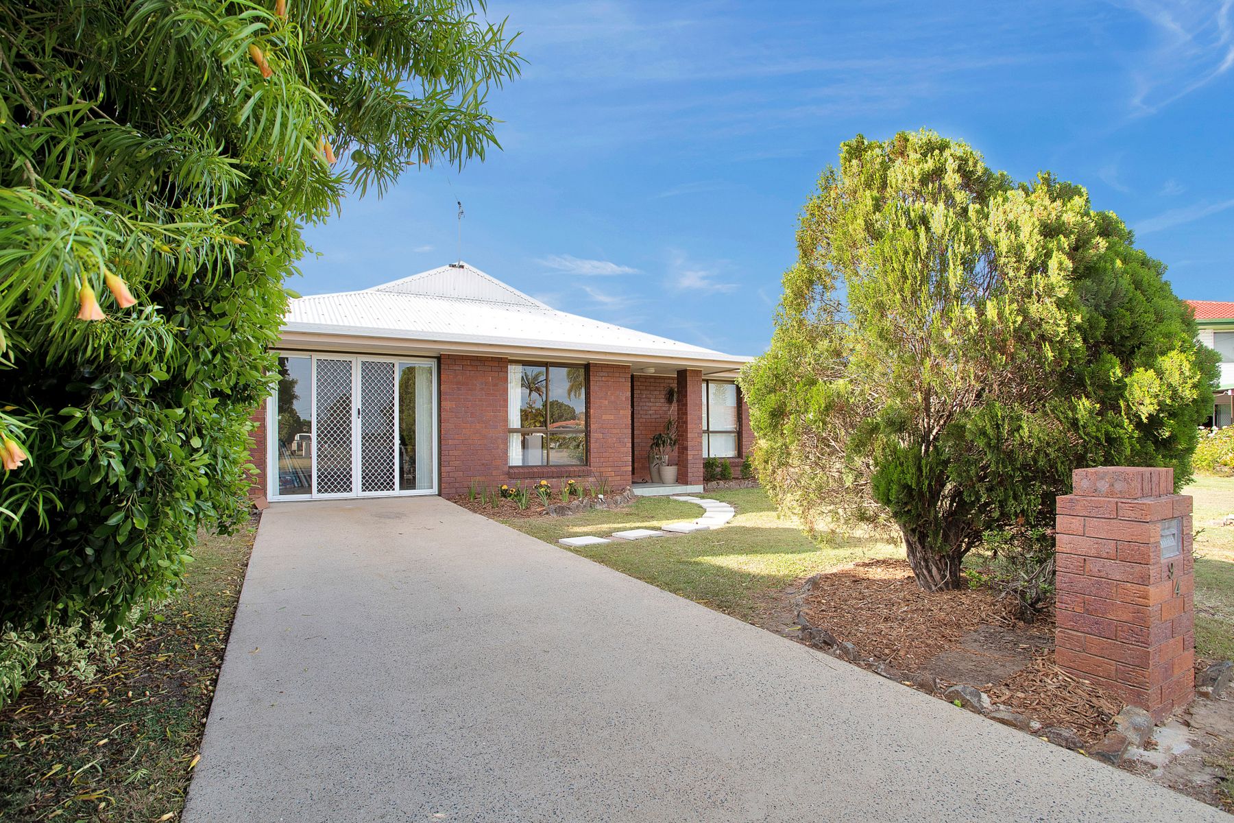 94 Mogford Street, West Mackay, QLD 4740, West Mackay - Thumbnail 2