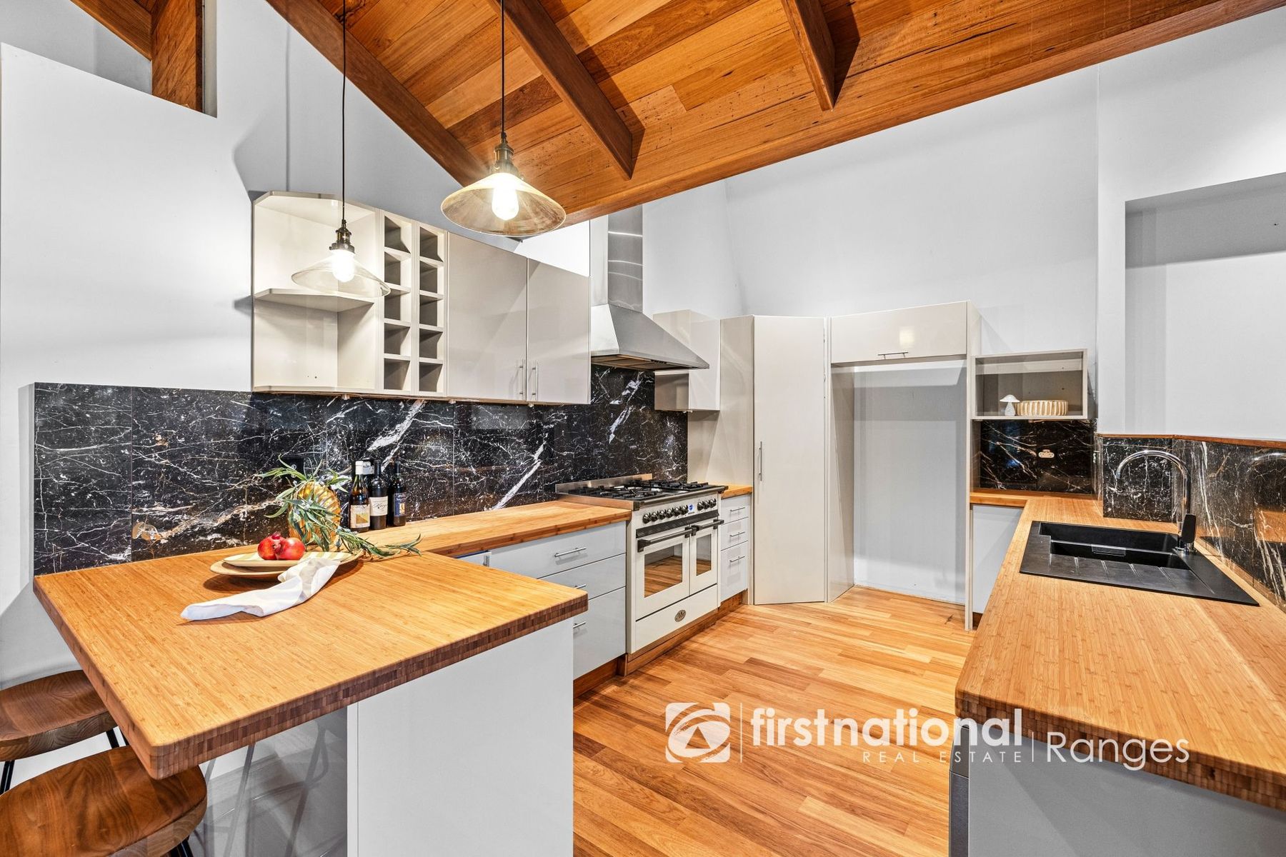 10 Thompson Road, Upwey VIC 3158, Upwey - Thumbnail 4