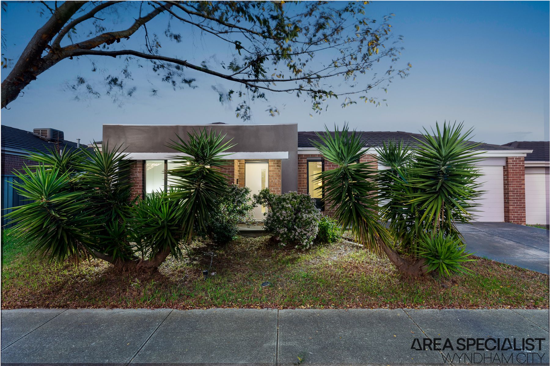 7 Holmewood Avenue, Deer Park, VIC 3023, Deer Park - Thumbnail 2