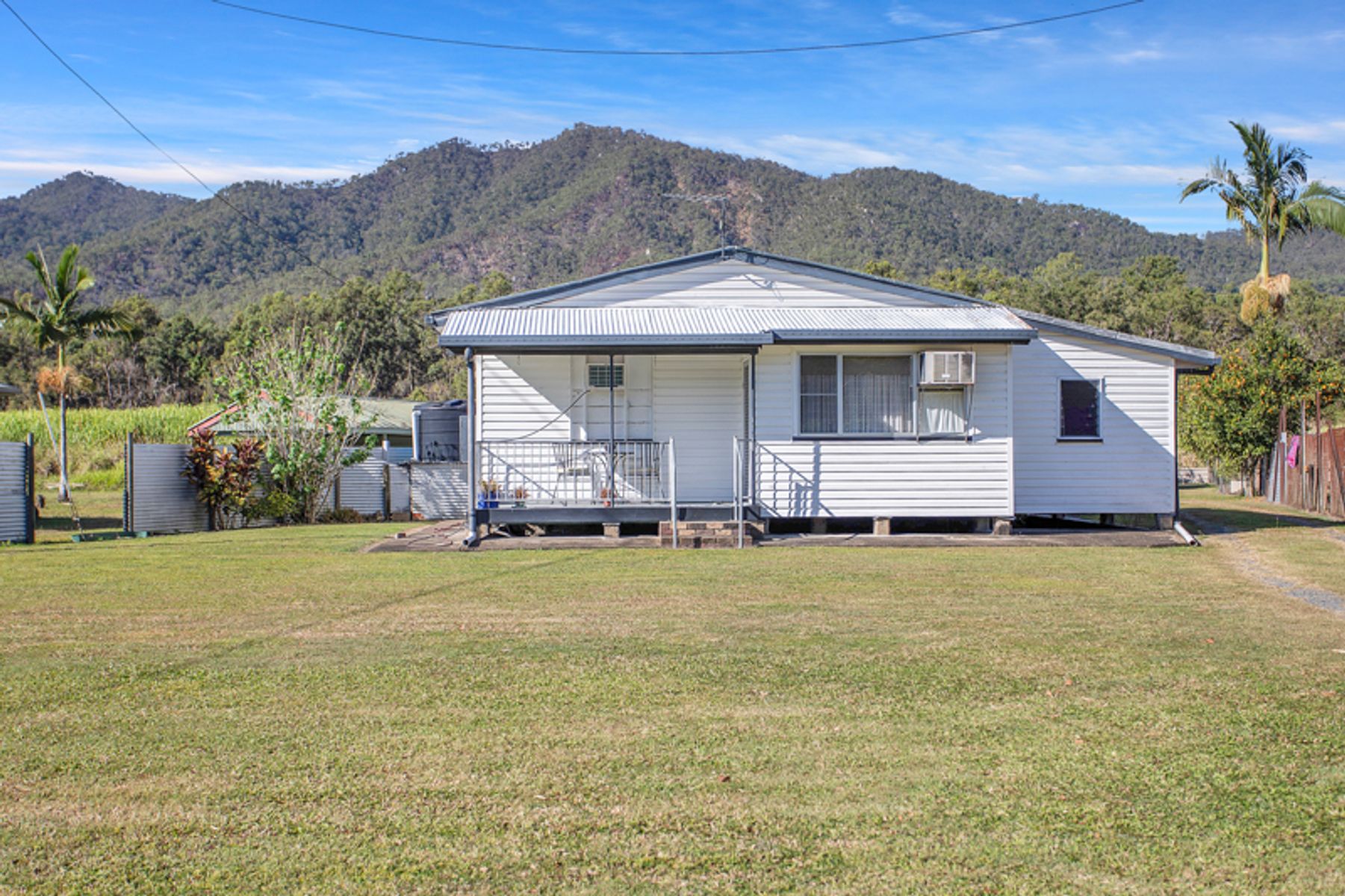 5283 Mackay, Finch Hatton - Thumbnail 2