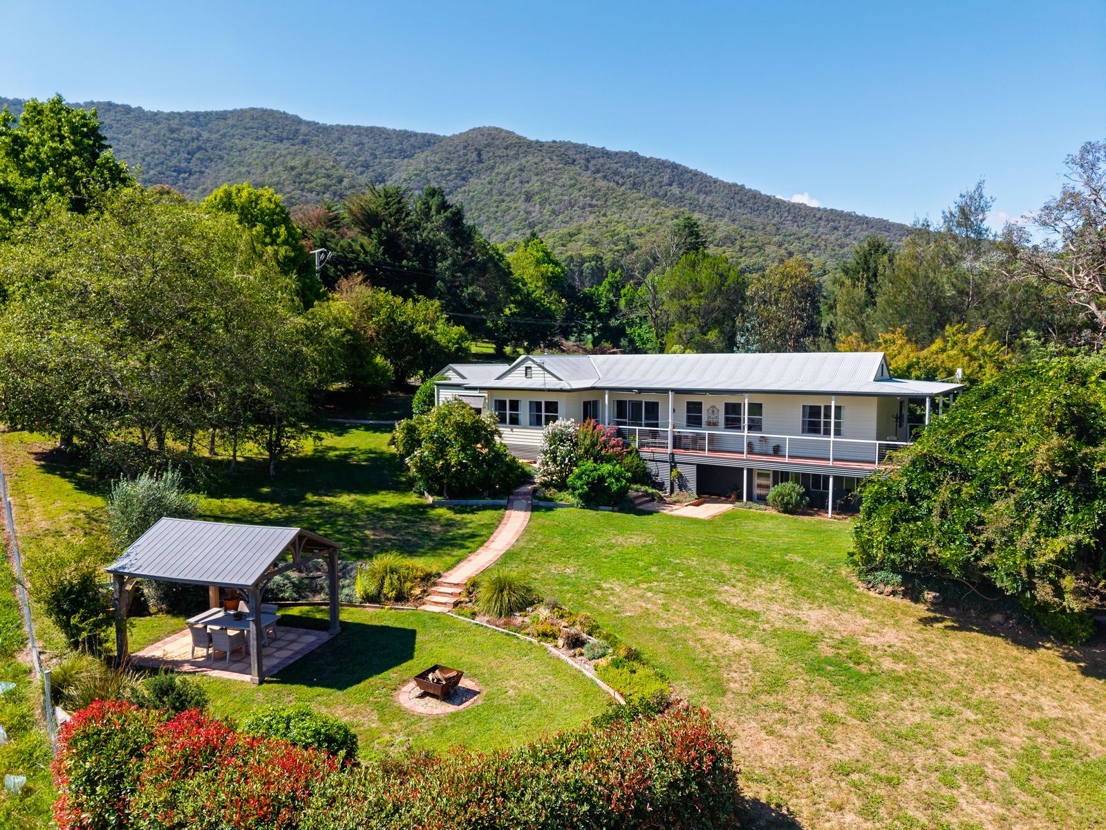 5 Shepheards Lane, Wandiligong VIC 3744, Wandiligong - Image 1