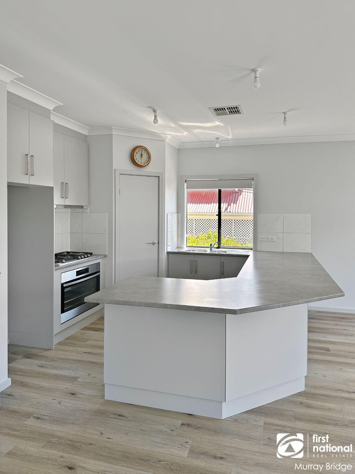 31 Charles St, Murray Bridge SA 5253, Murray Bridge - Thumbnail 2