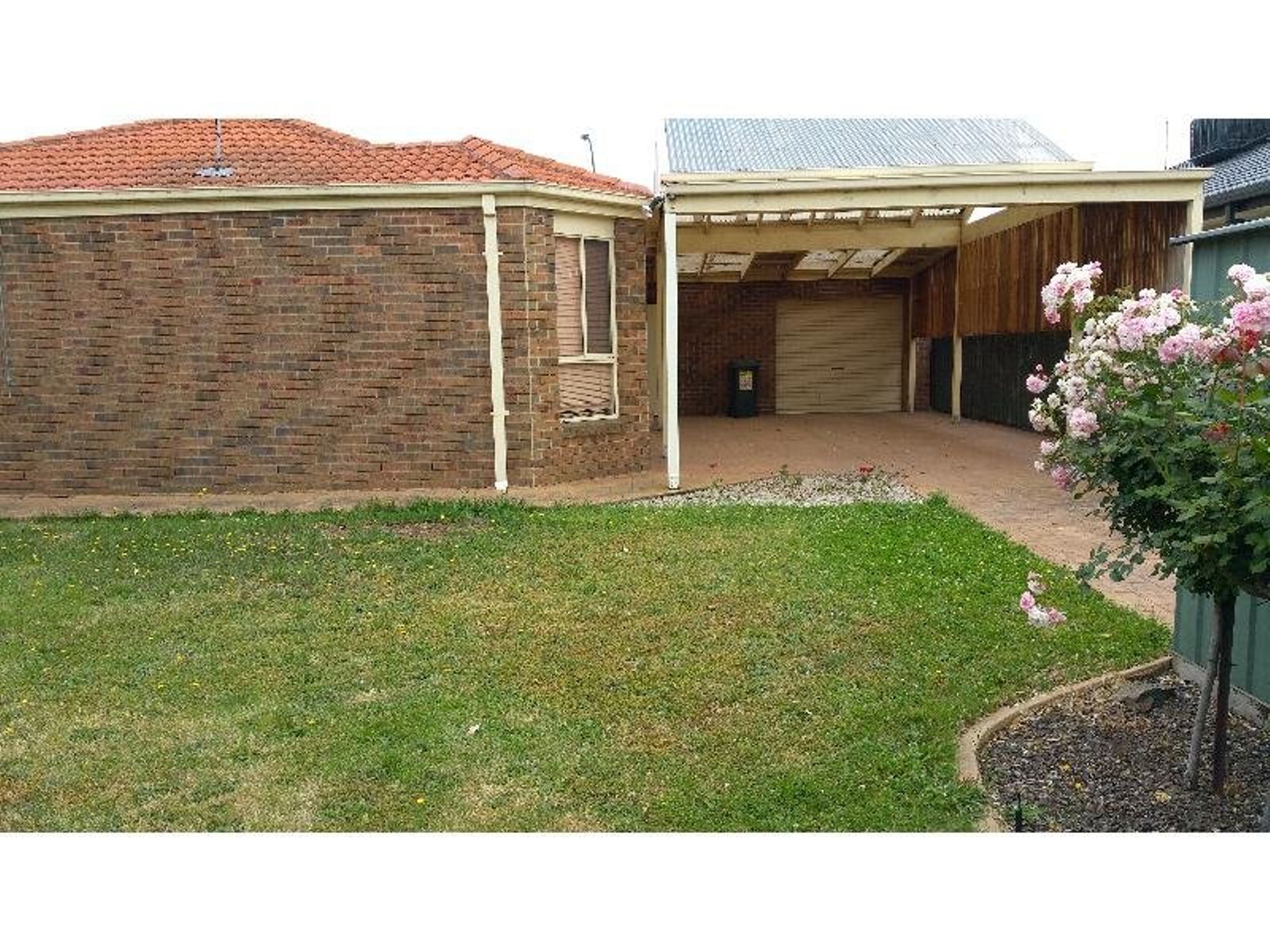 4 Southern Cross Drive, Roxburgh Park - Thumbnail 7