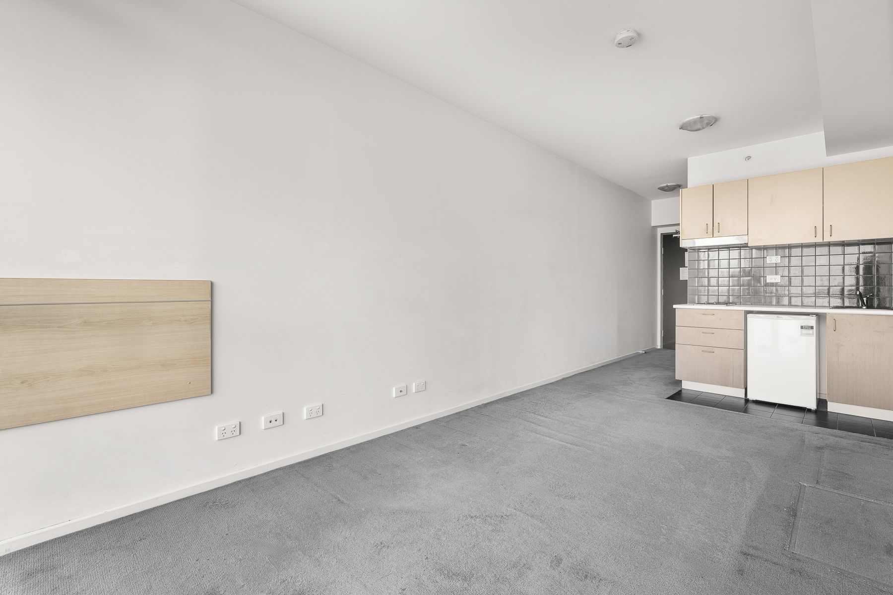 909/39 Lonsdale Street, Melbourne, VIC 3000, Melbourne - Thumbnail 5