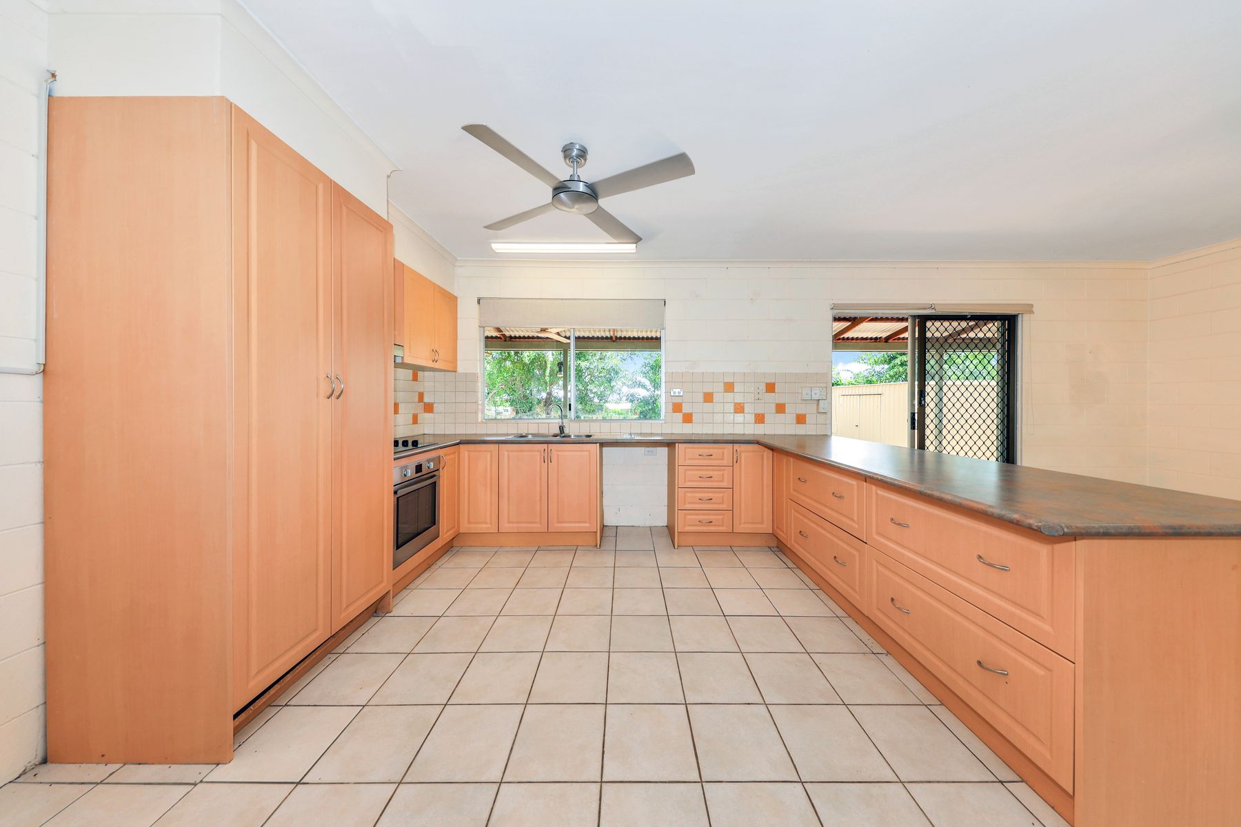 32 Bagshaw Crescent, Gray NT 0830, Gray - Thumbnail 3