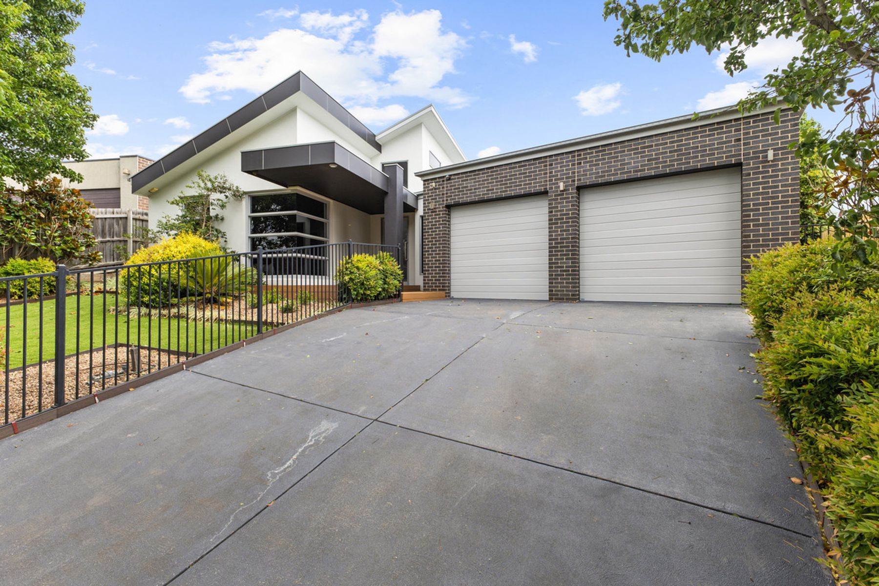 64 Bradman Boulevard, Traralgon VIC 3844, Traralgon - Image 1