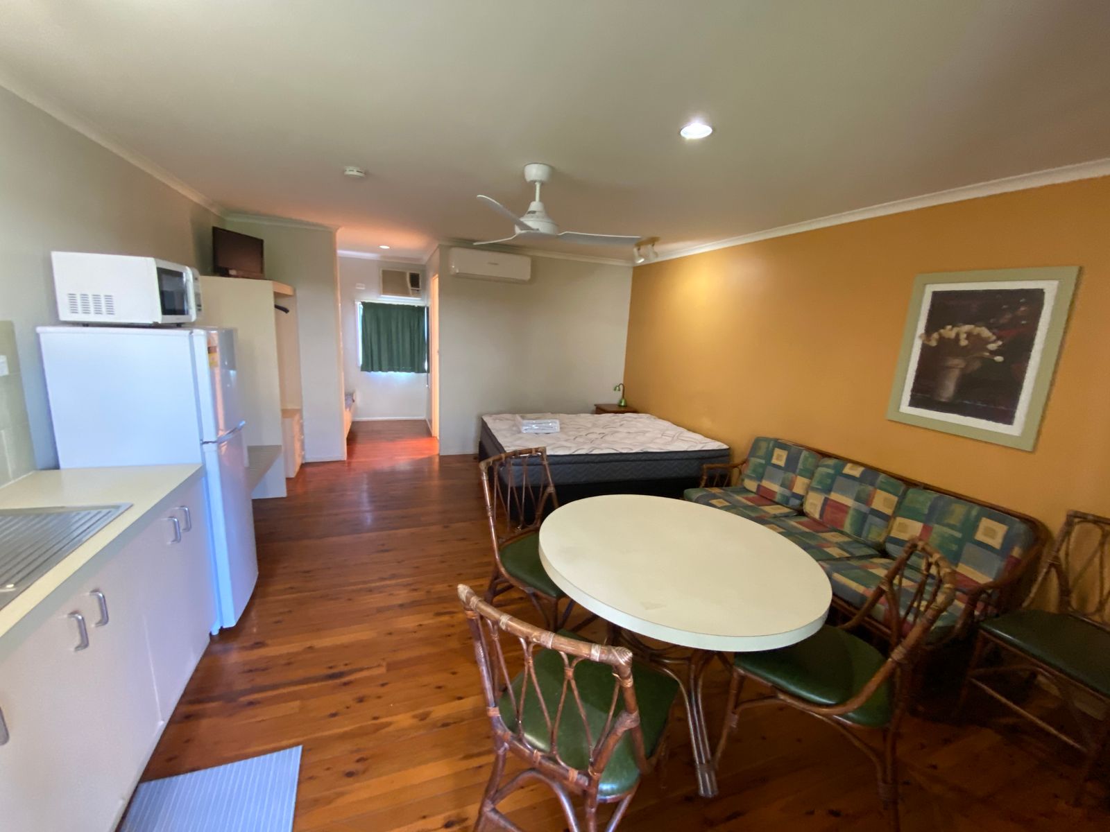 9/5 Bridge Road, East Mackay QLD 4740, East Mackay - Thumbnail 3