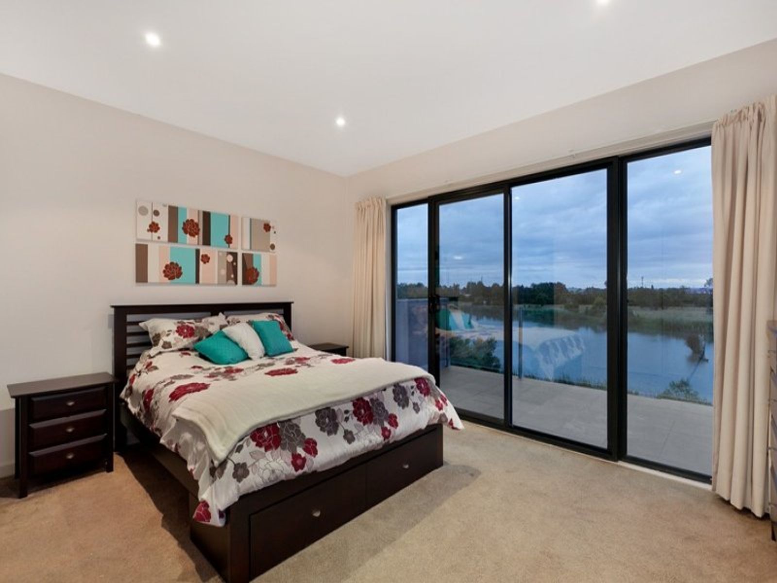 12 Island Point Avenue, Waterways, VIC 3195, Waterways - Thumbnail 6