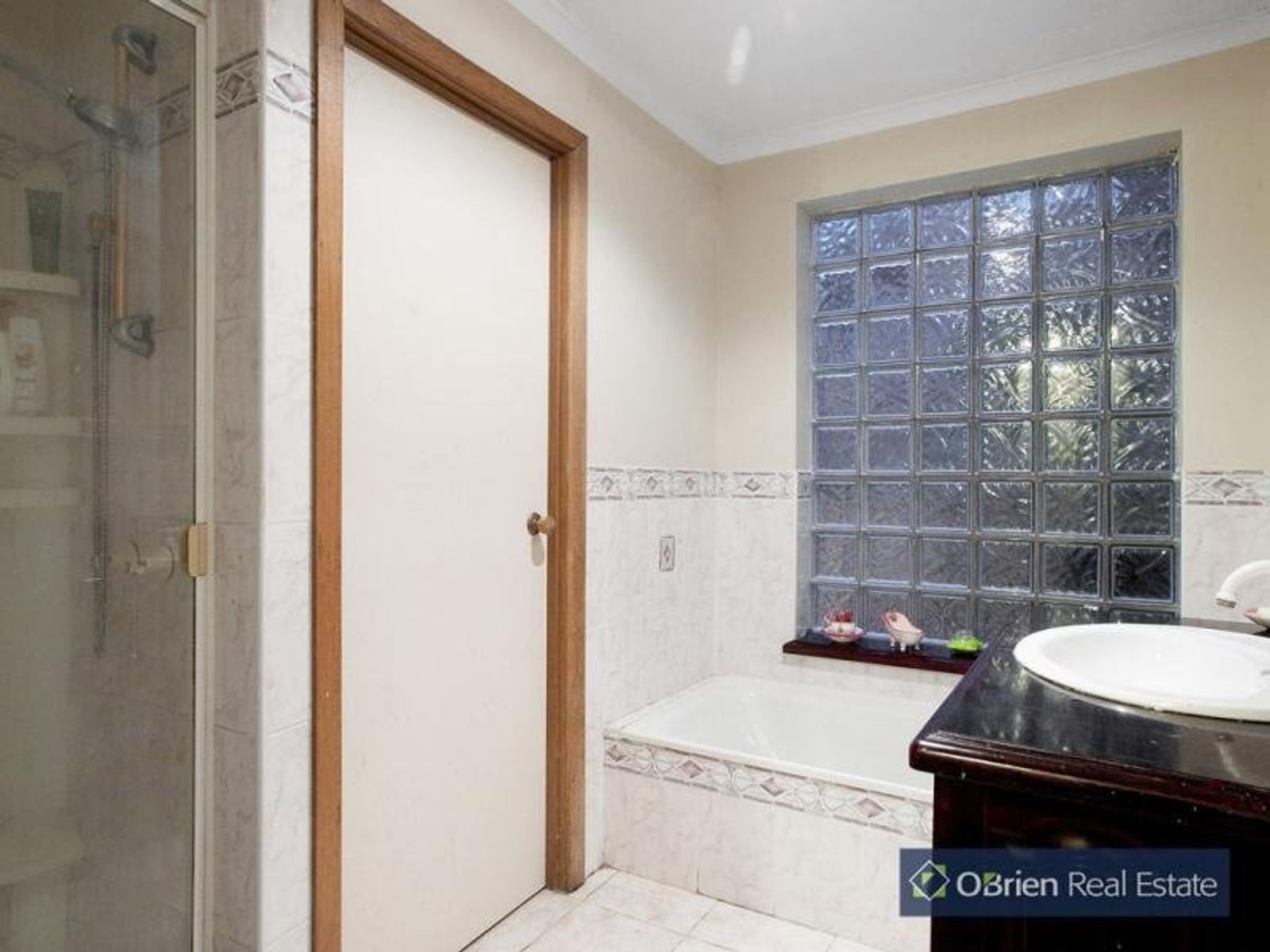 9 Coledale Court, Endeavour Hills, VIC 3802, Endeavour Hills - Thumbnail 5