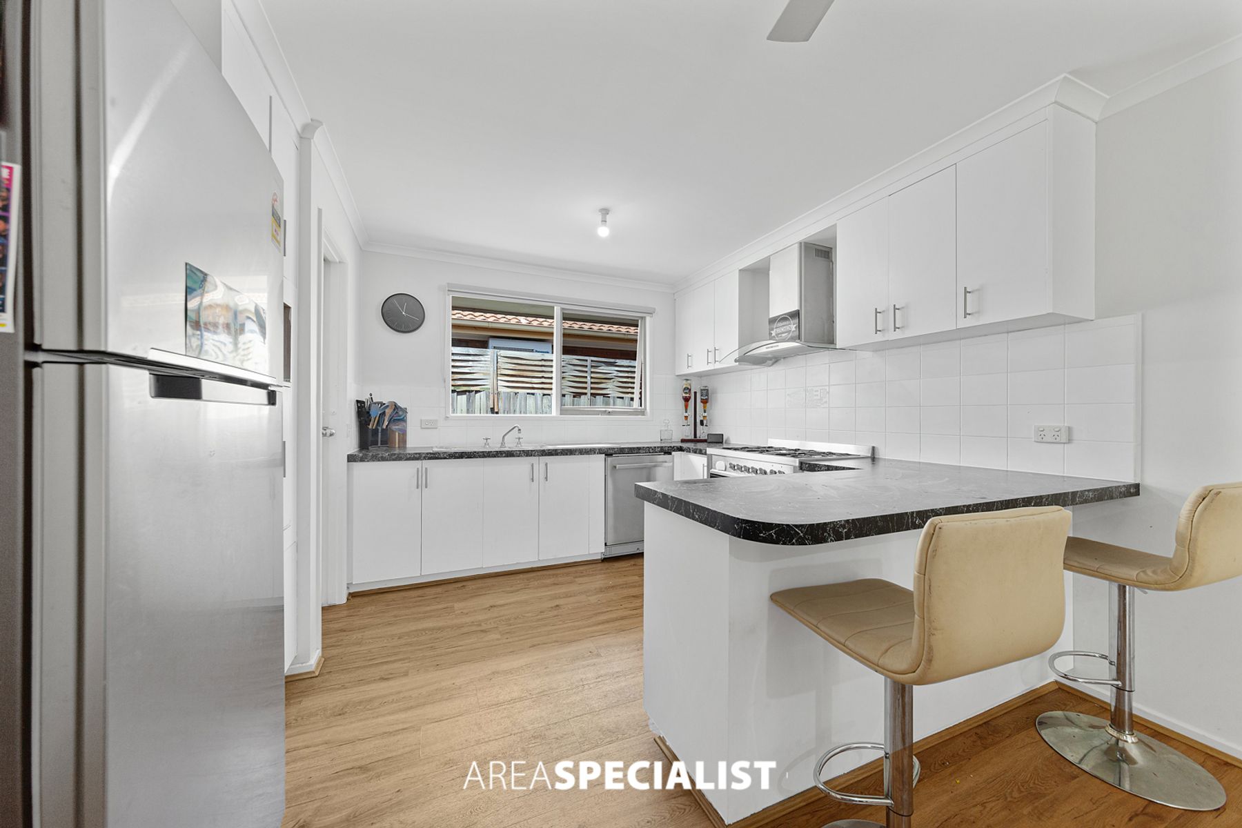 20 Gullquist Way, Pakenham, VIC 3810, Pakenham - Thumbnail 7