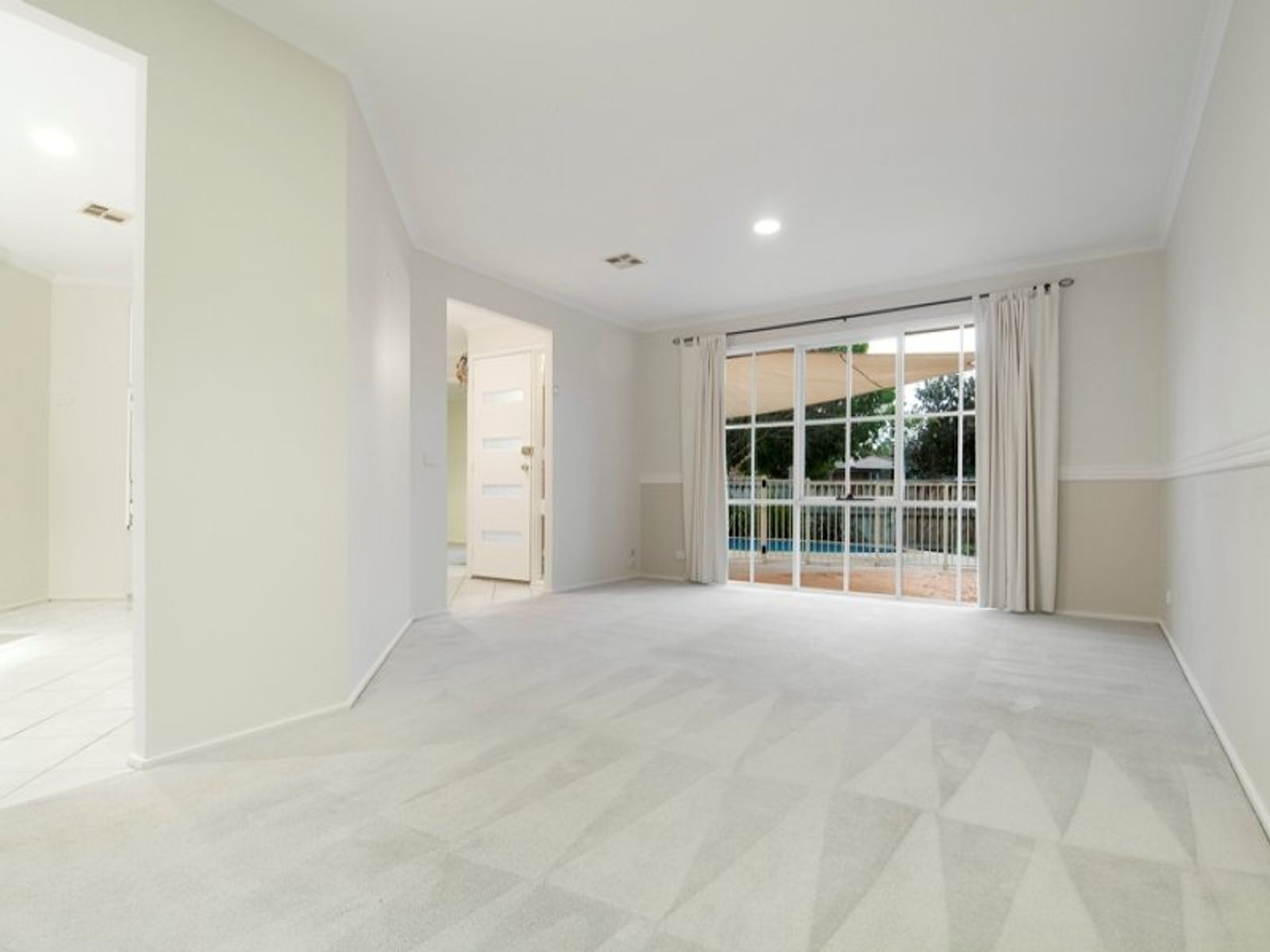 35 Jacqueline Drive, Aspendale Gardens, VIC 3195, Aspendale Gardens - Thumbnail 8
