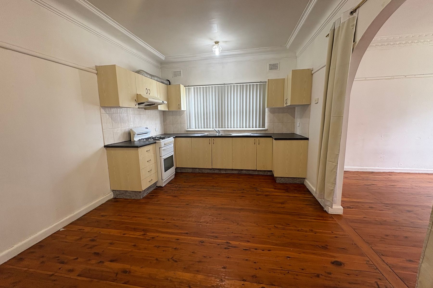 220 Park Road, Auburn NSW 2144, Auburn - Thumbnail 4