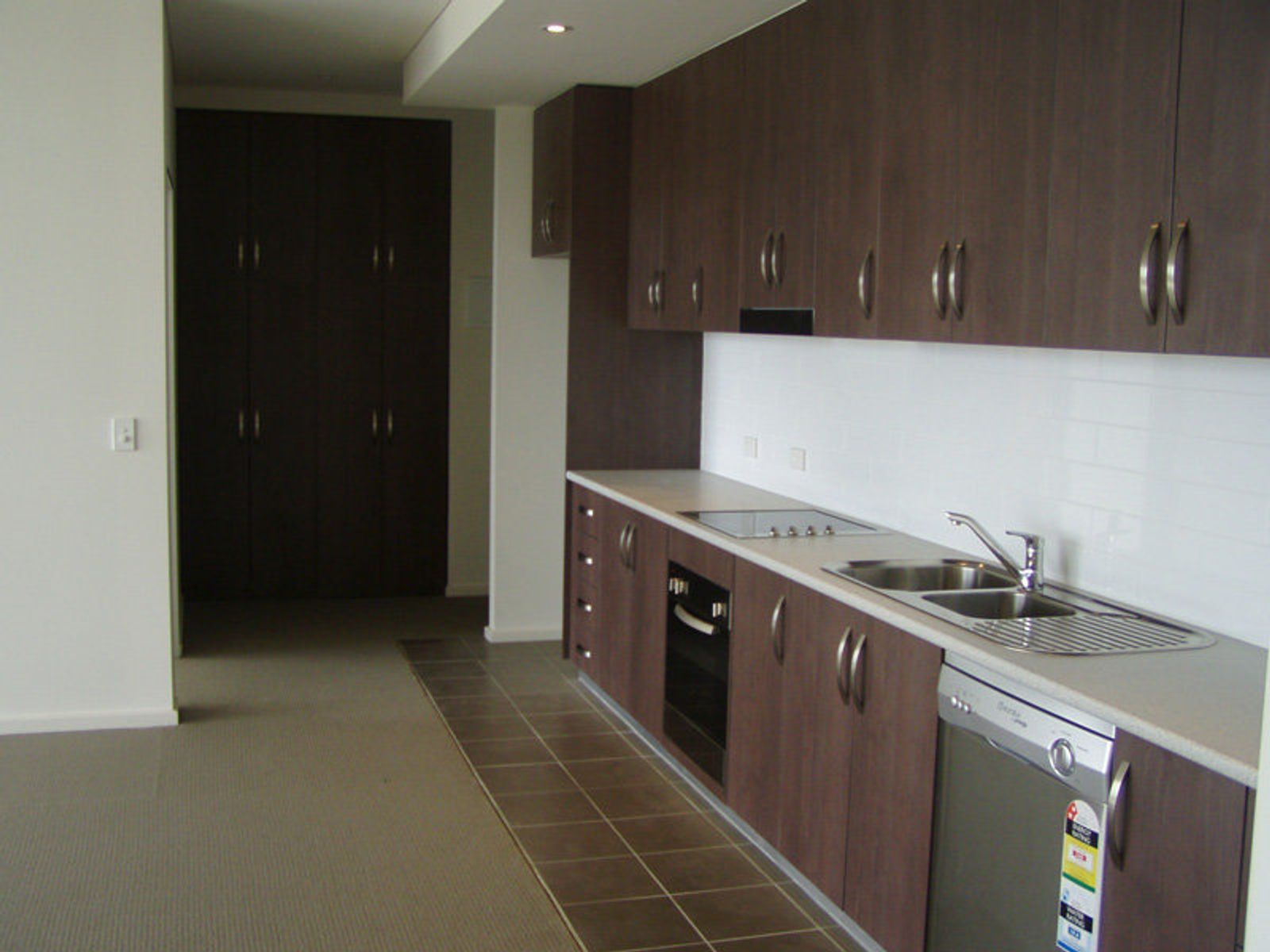 W32, 18-28 Main Street, Mawson Lakes SA 5095, Mawson Lakes - Thumbnail 3