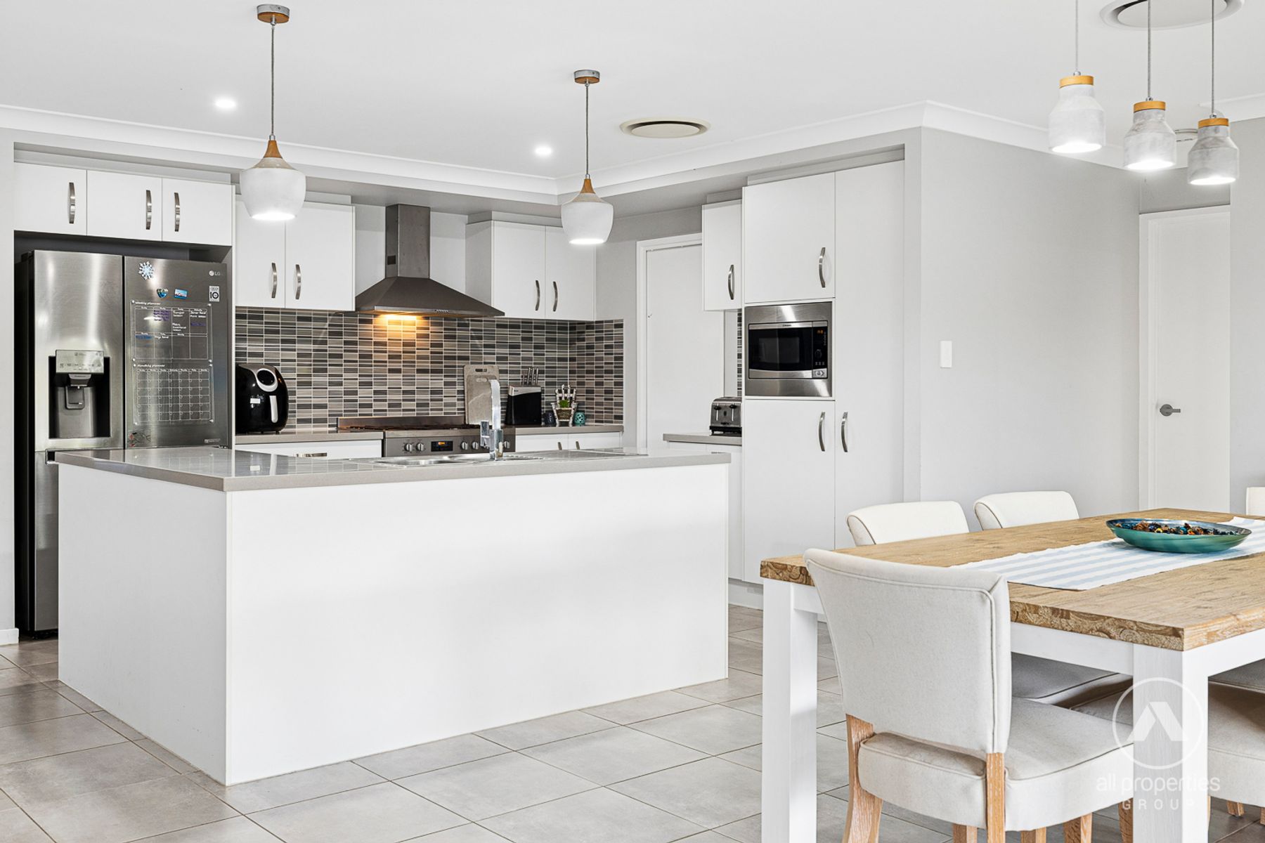 5-7 WHIPBIRD PLACE, Greenbank QLD 4124, Greenbank - Thumbnail 4