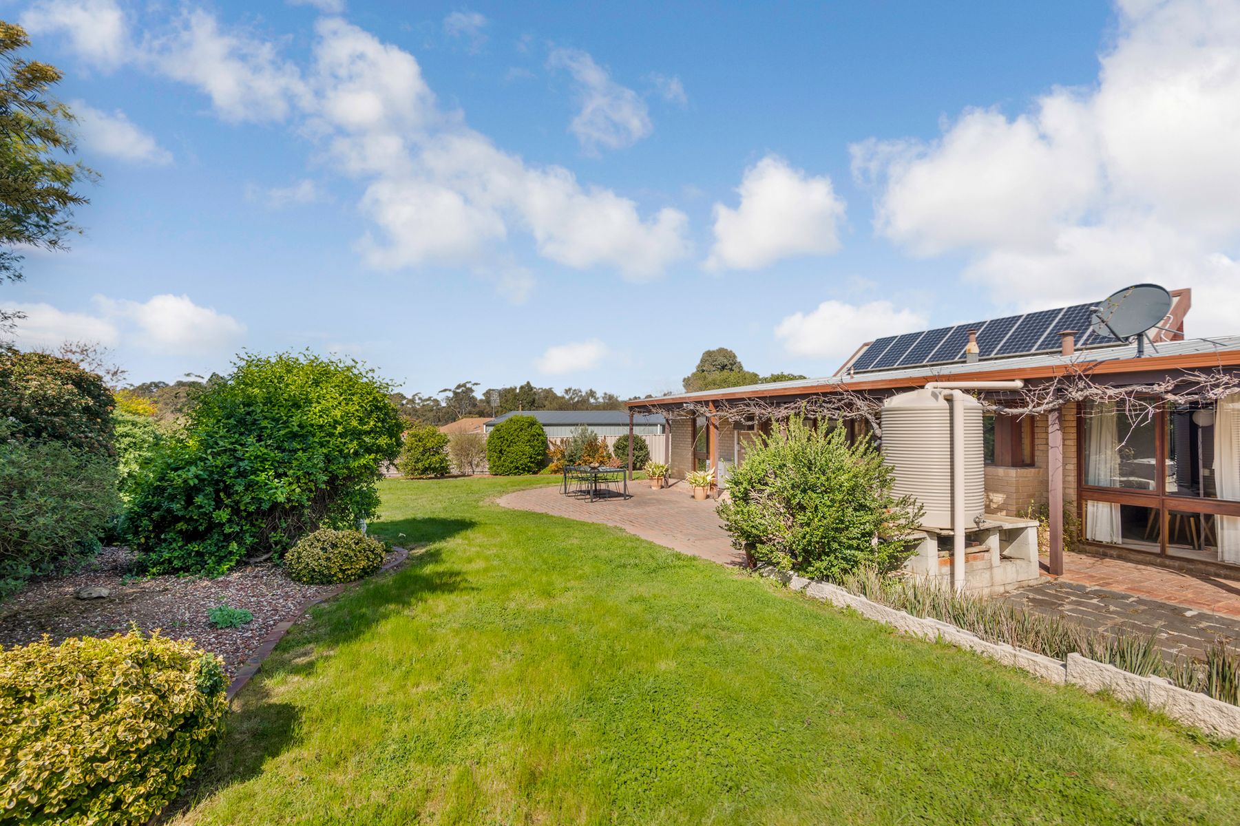 19 Strathdale Crescent, Strathdale, VIC 3550, Strathdale - Thumbnail 8